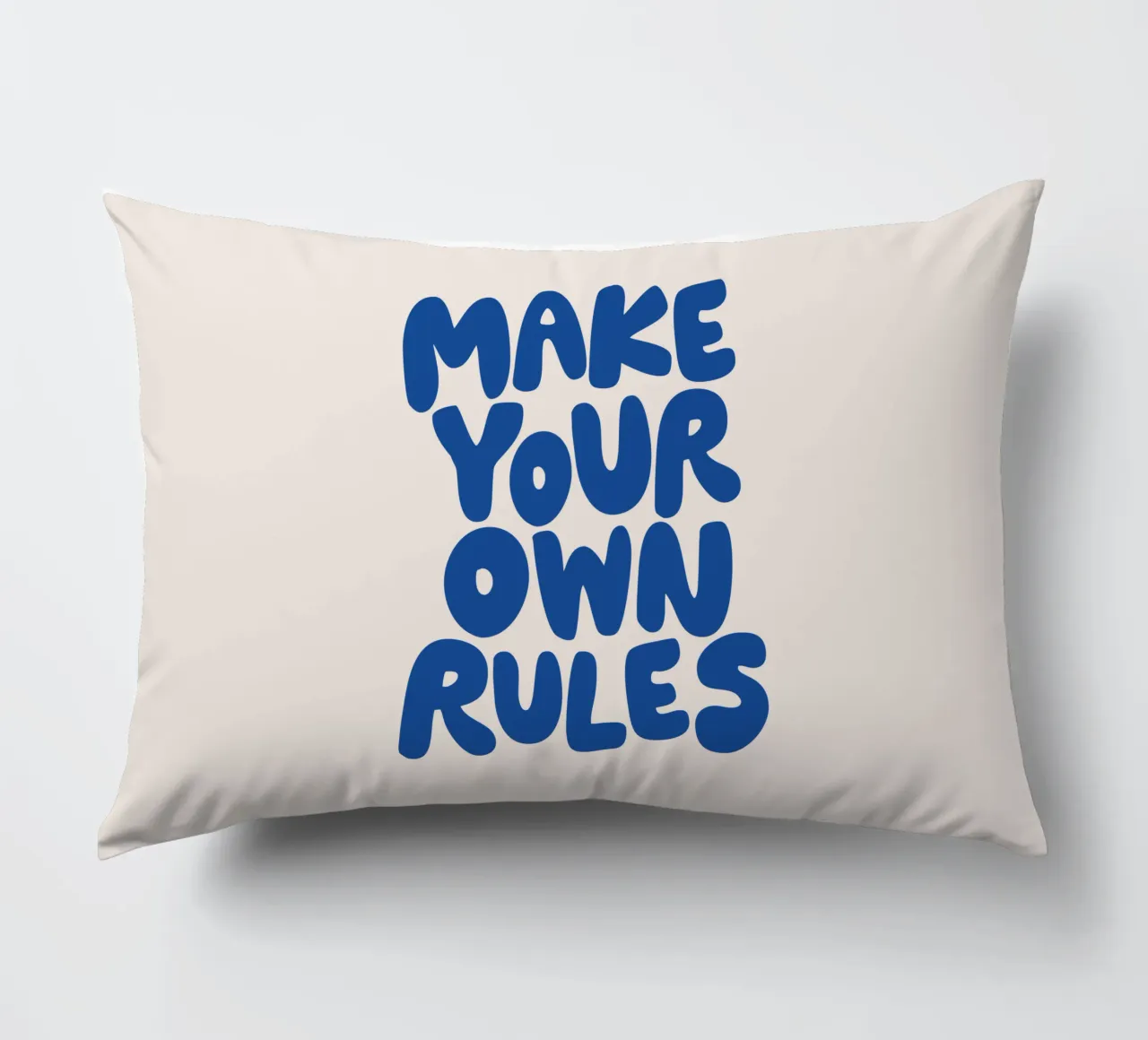 Crea le tue regole Design tipografico in blu cuscino da THE MOTIVATED TYPE
