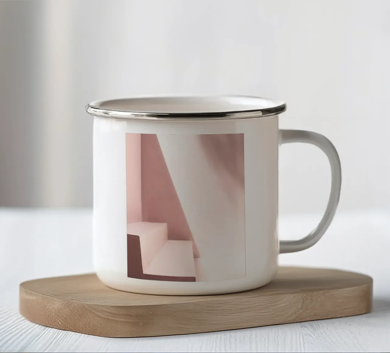 Escalier minimaliste - ombre et lumière mug en émail de Whole©
