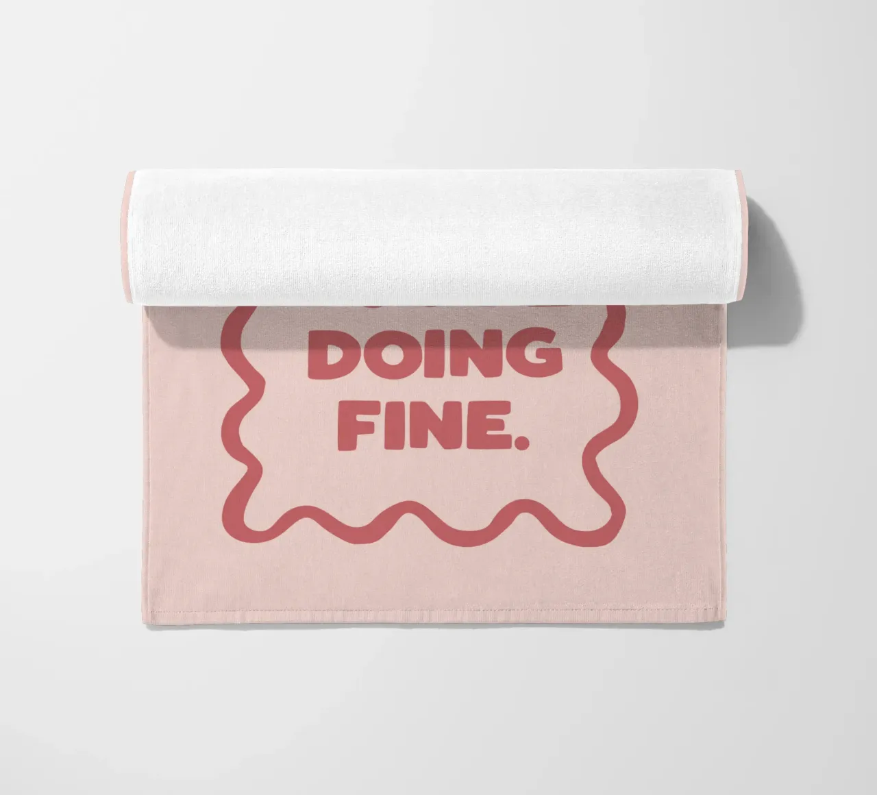 Slow Down You're Doing Fine Typografie Design in PInk telo mare da THE MOTIVATED TYPE