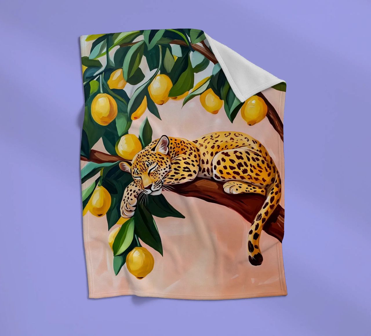 Schlafender Leopard auf Zitronenbaum Fleecedecke von Olga Wildrose