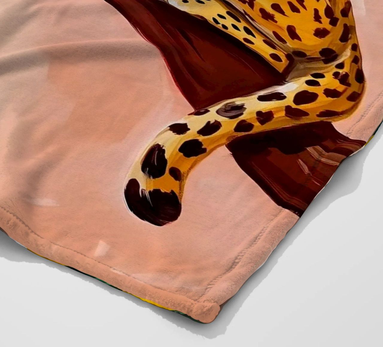 Schlafender Leopard auf Zitronenbaum Fleecedecke von Olga Wildrose