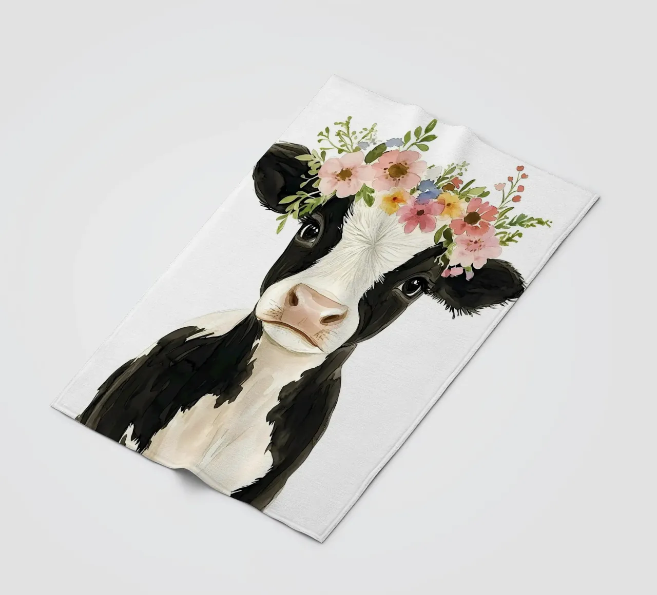 Mucca con corona floreale coperta in pile da IamHomeStudio