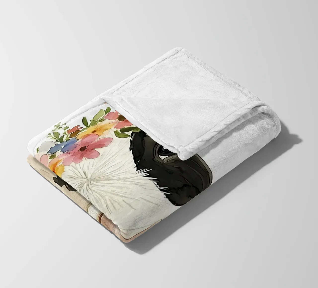 Mucca con corona floreale coperta in pile da IamHomeStudio