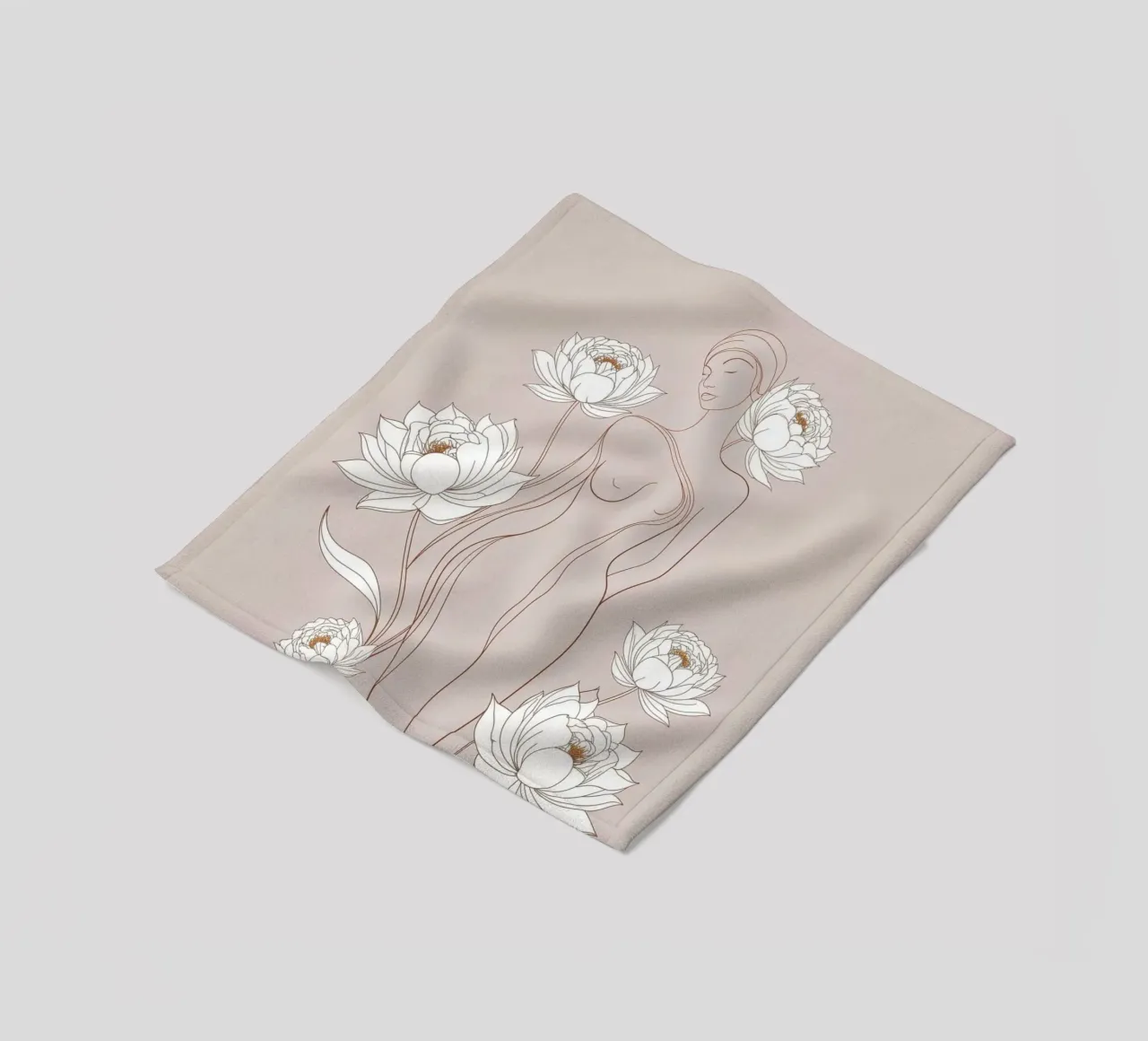 Essenza femminile celeste coperta in pile da Mystique & Muse