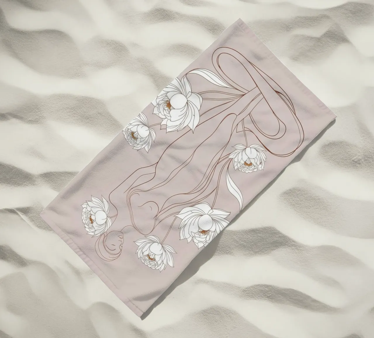 Essenza femminile celeste telo mare da Mystique & Muse