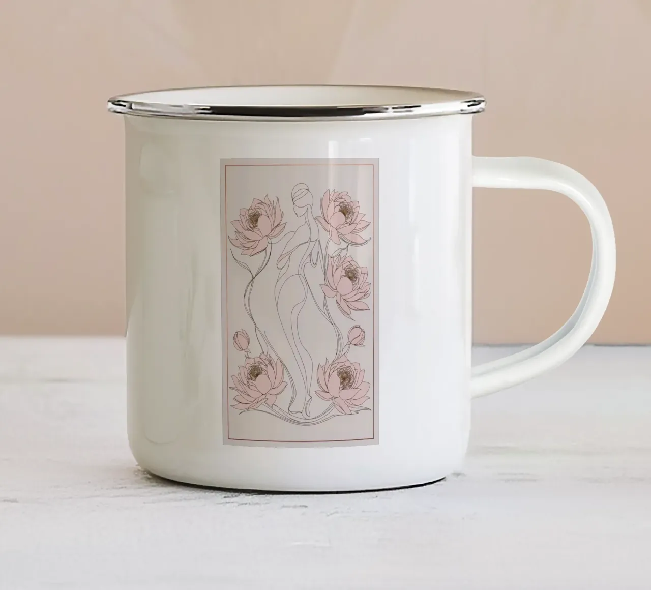 Fiore femminile tazza in smalto da Mystique & Muse