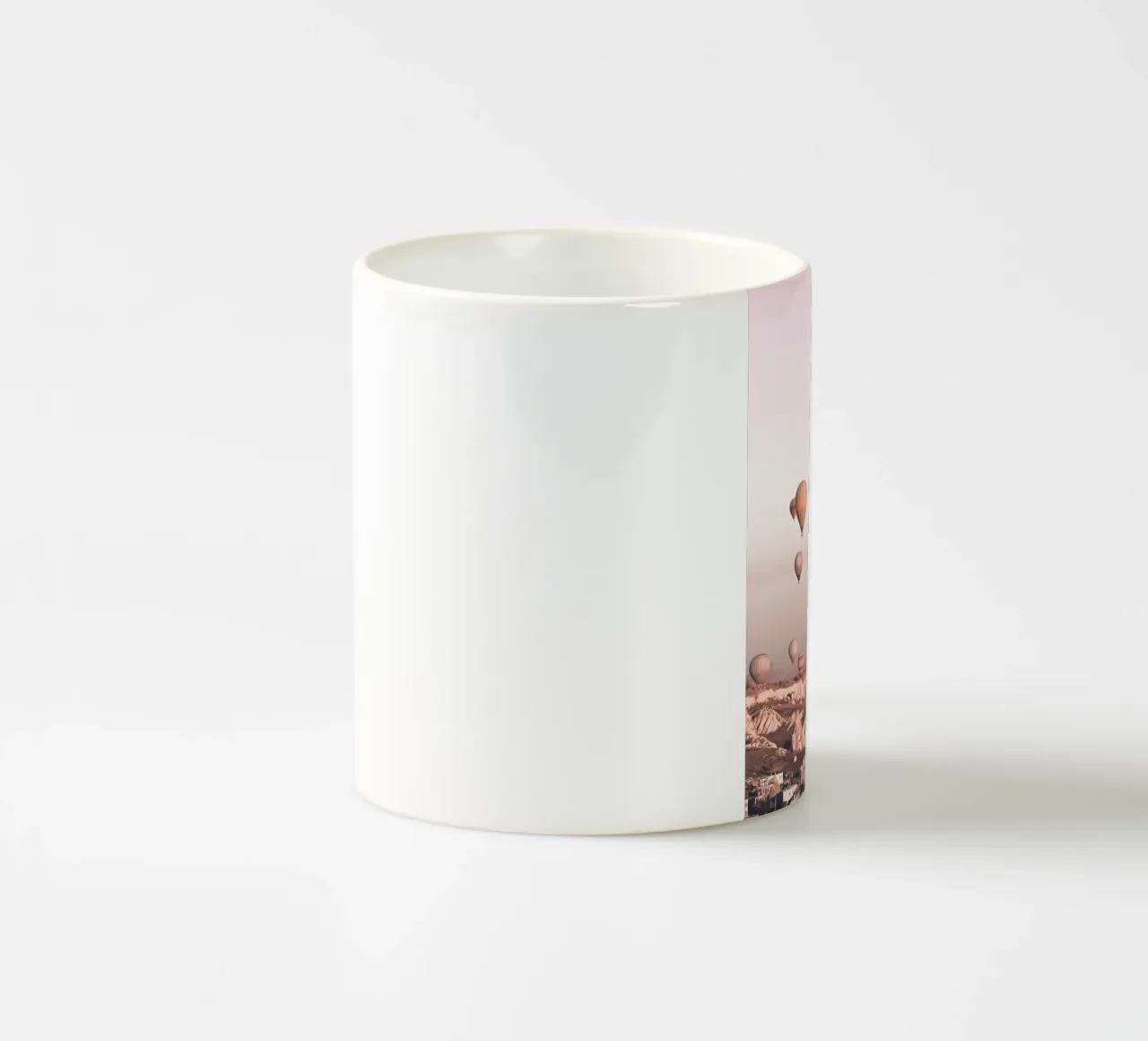 Giro in mongolfiera da sogno - paesaggio magico tazza in ceramica da Whole©