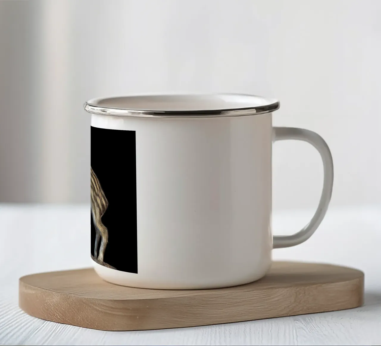 Piccolo maiale selvatico tazza in smalto da Curious Collections by Marielle Leenders