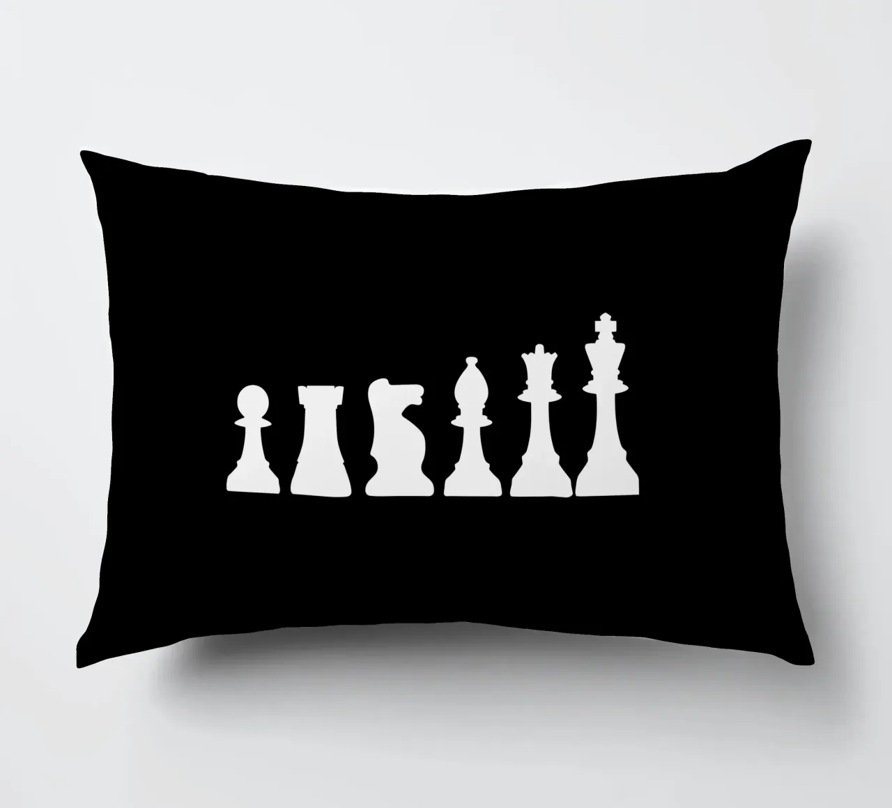 Chess game pieces cuscino da happieeagle