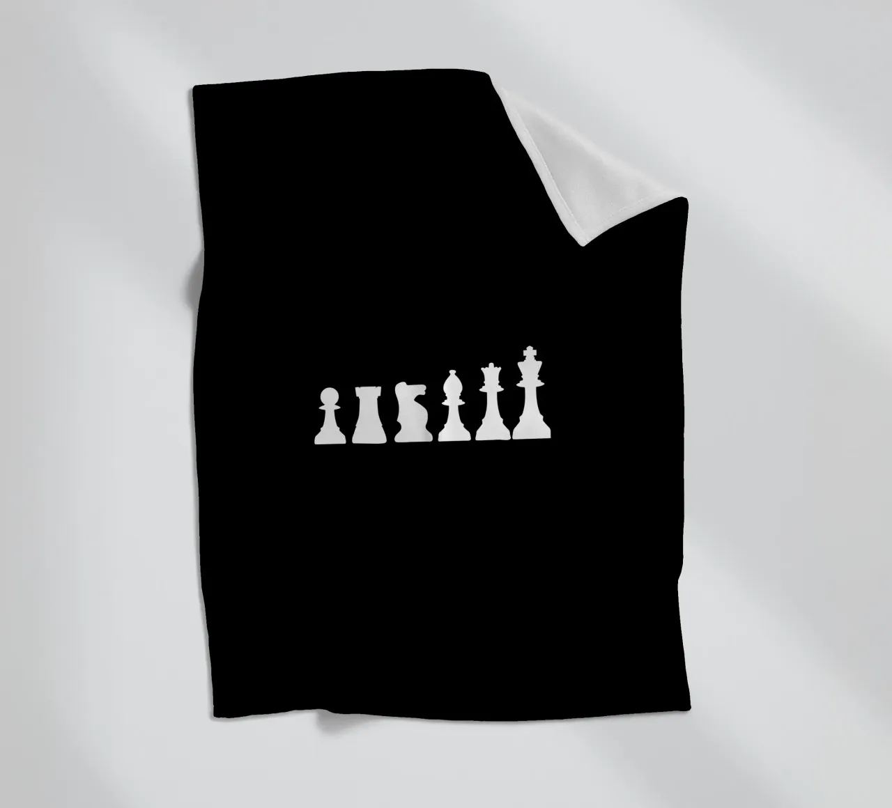 Chess game pieces coperta in pile da happieeagle
