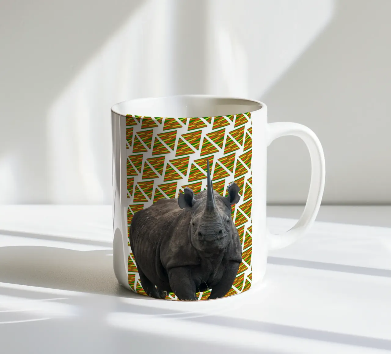 Nashorn tazza in ceramica da Mounias Design