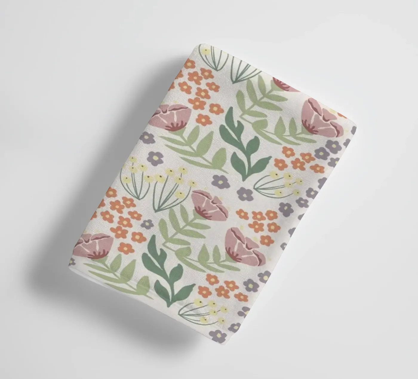 Blumenmuster towel by AtelierTamtam