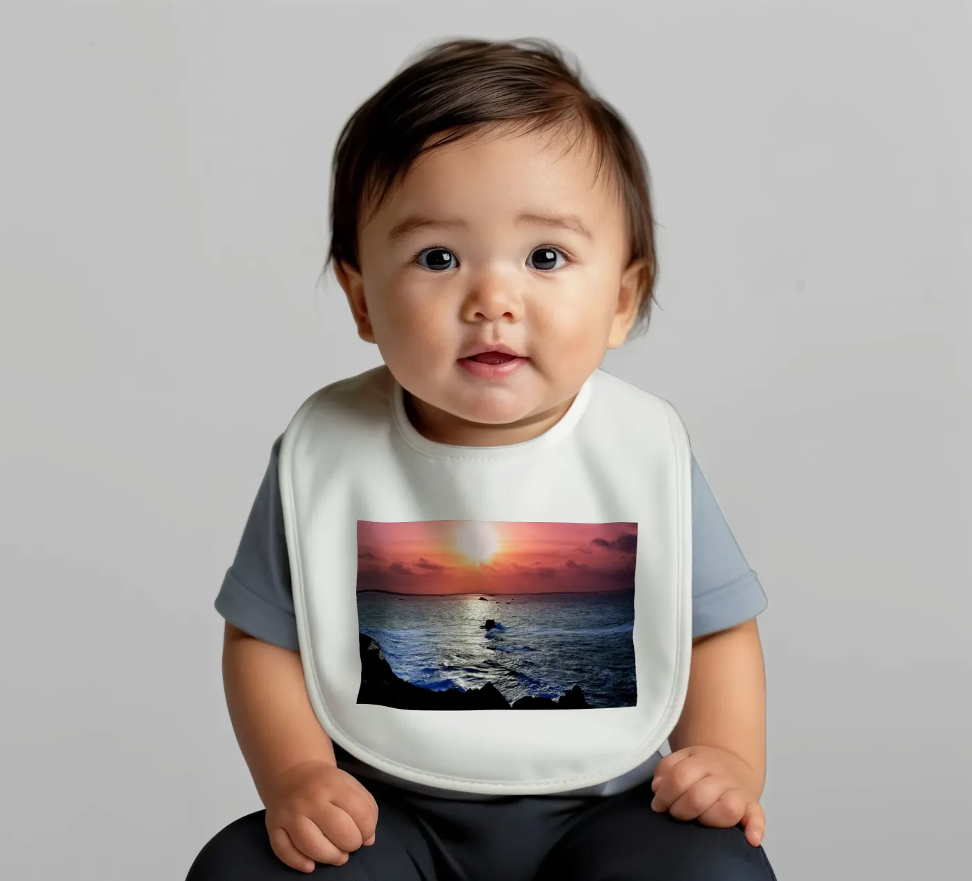 FAA73 baby bib by Thierry vobmann photography