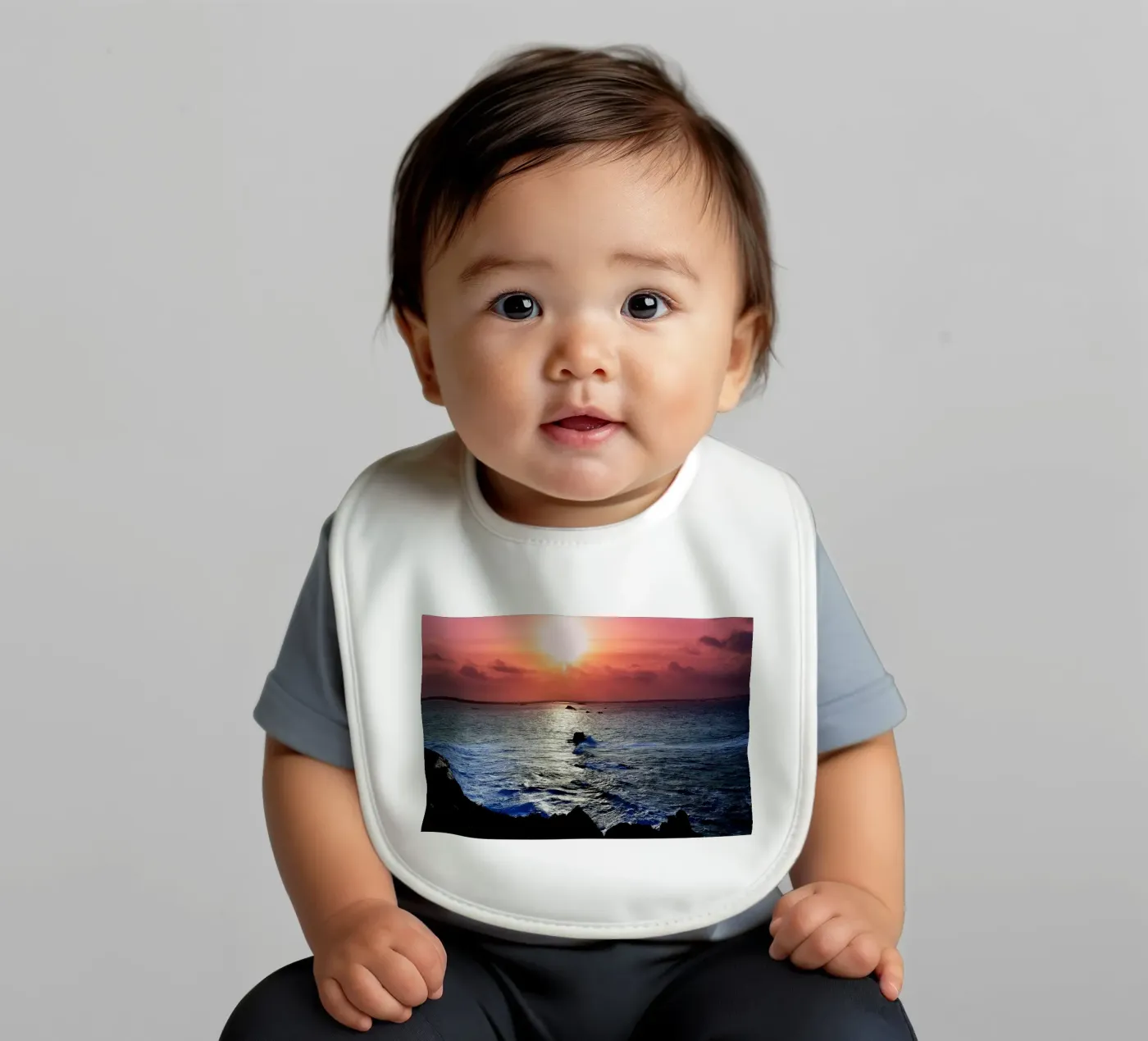 FAA73 baby bib by Thierry vobmann photography