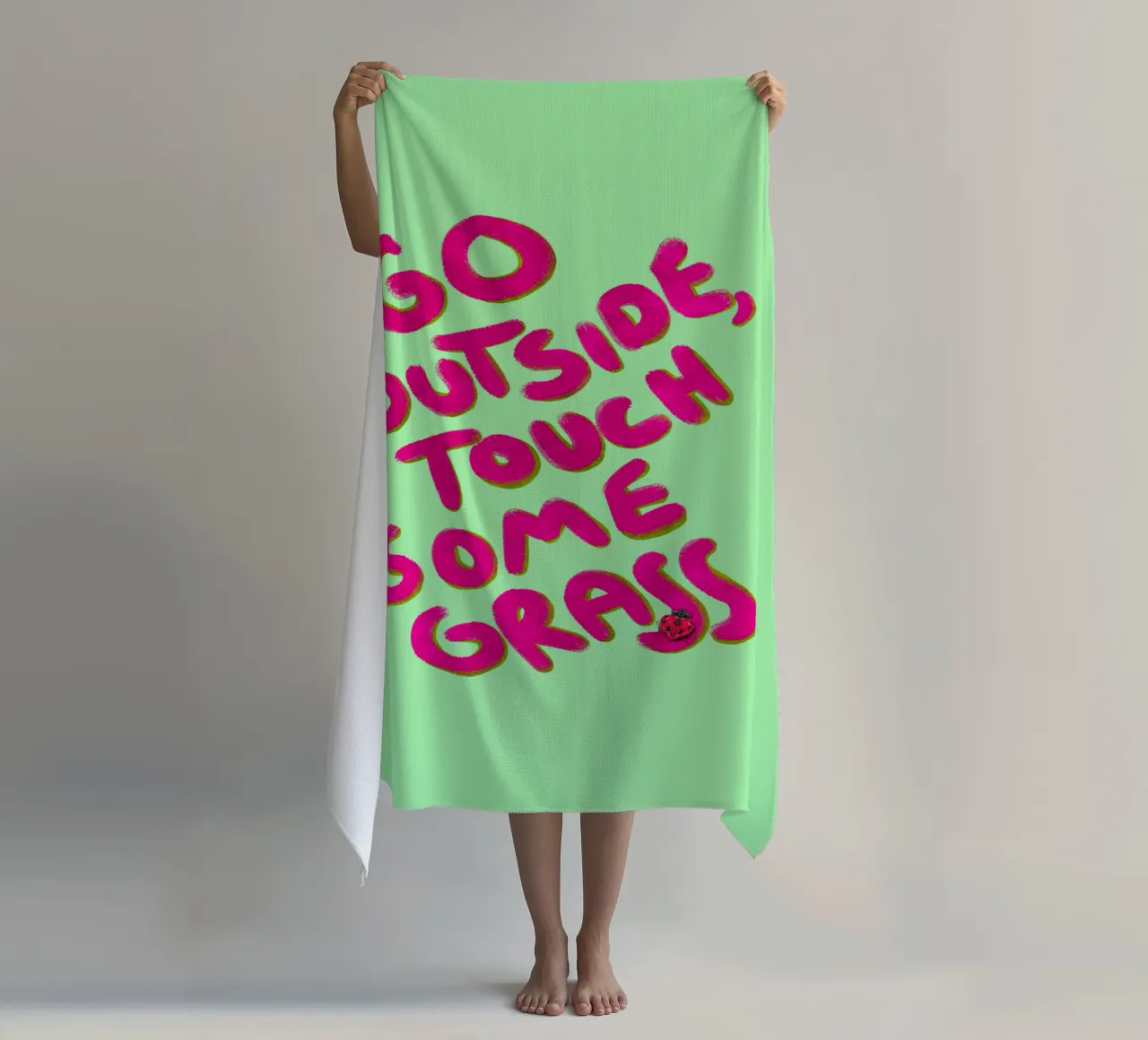 Go outside, touch some grass - handlettering telo mare da Illustration Raissa Oltmanns