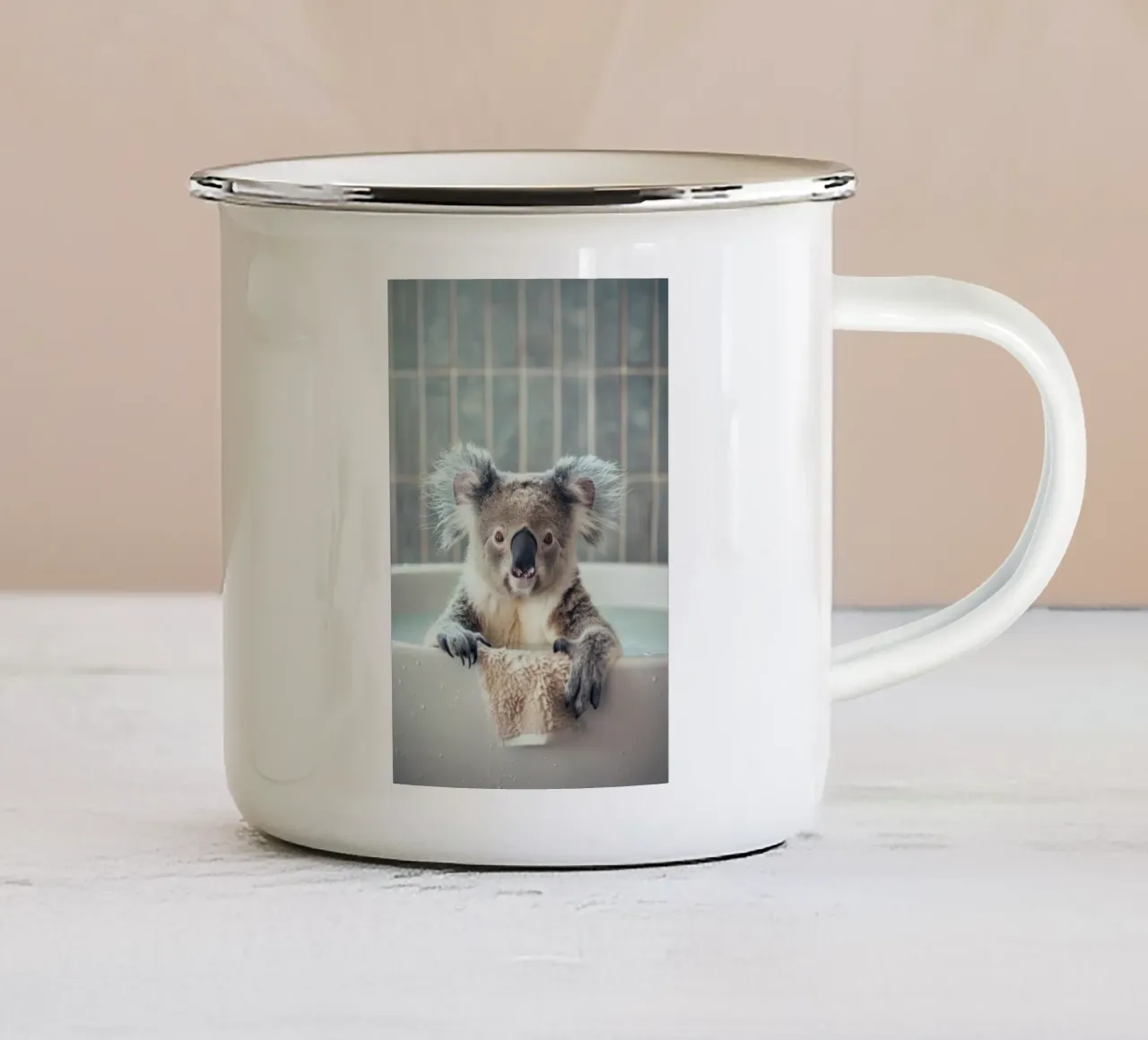 Koala in the bathtub tazza in smalto da LisaArtes