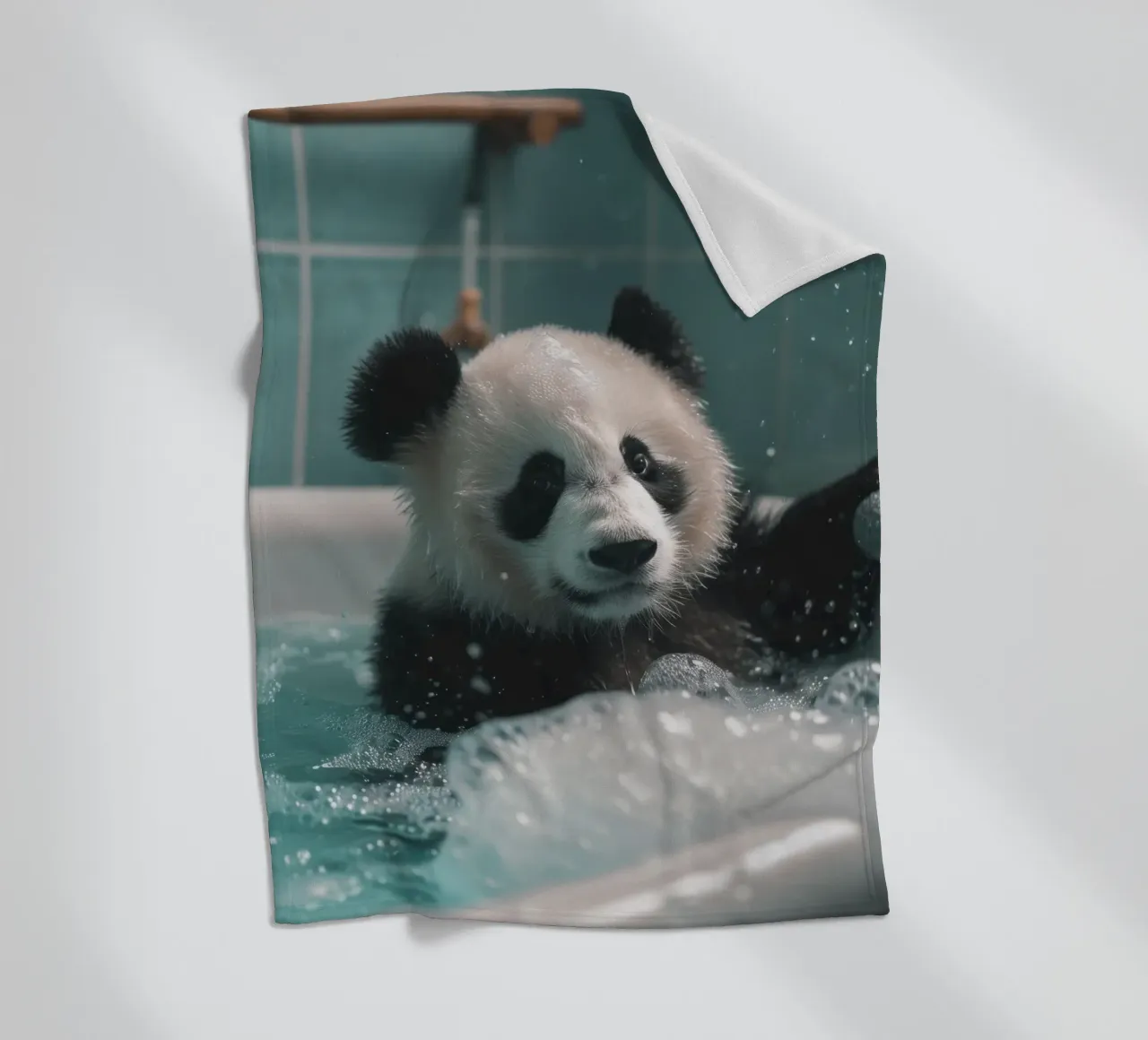 Panda in the foam bath coperta in pile da LisaArtes