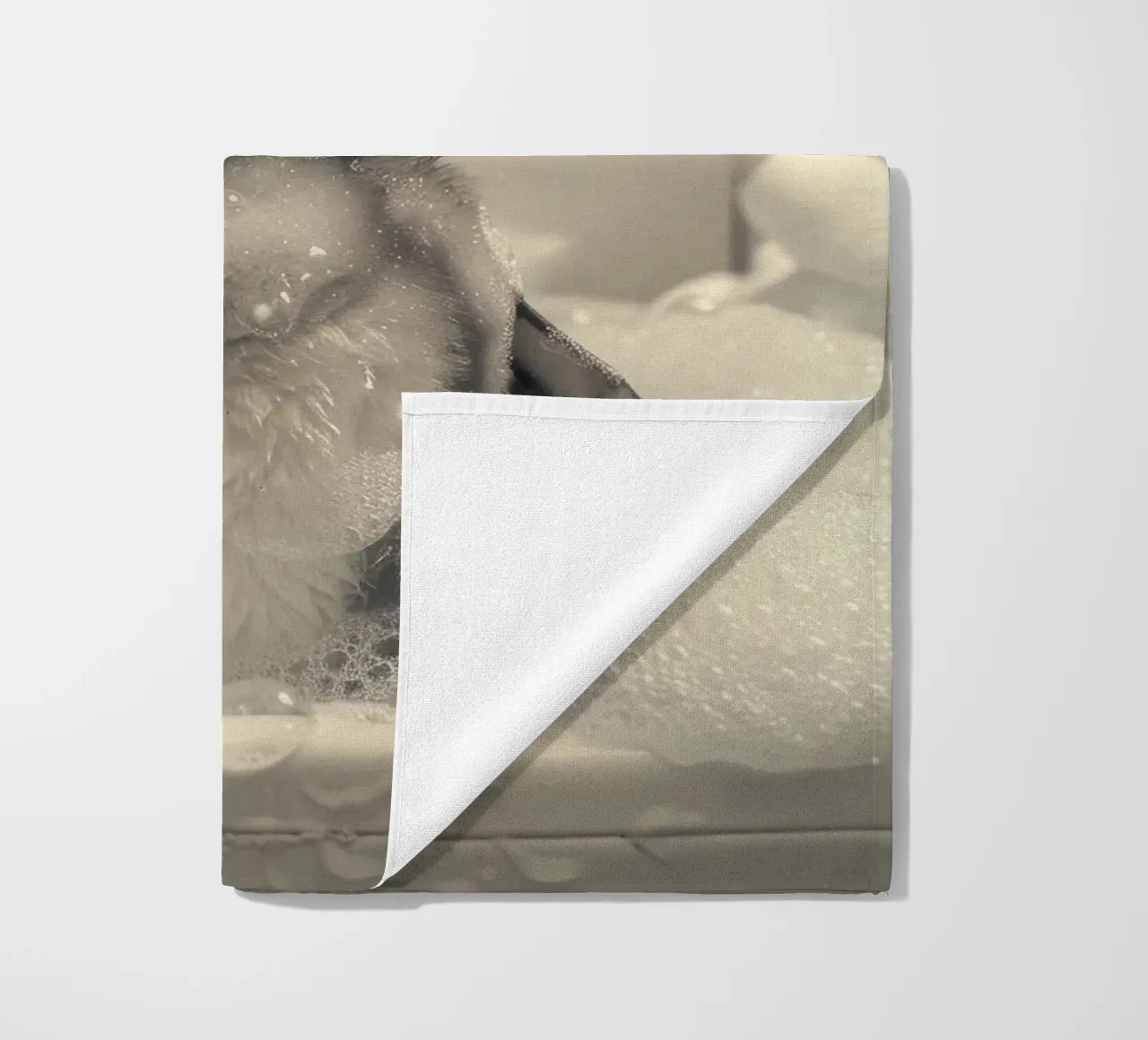 Penguin and soap bubbles telo mare da LisaArtes