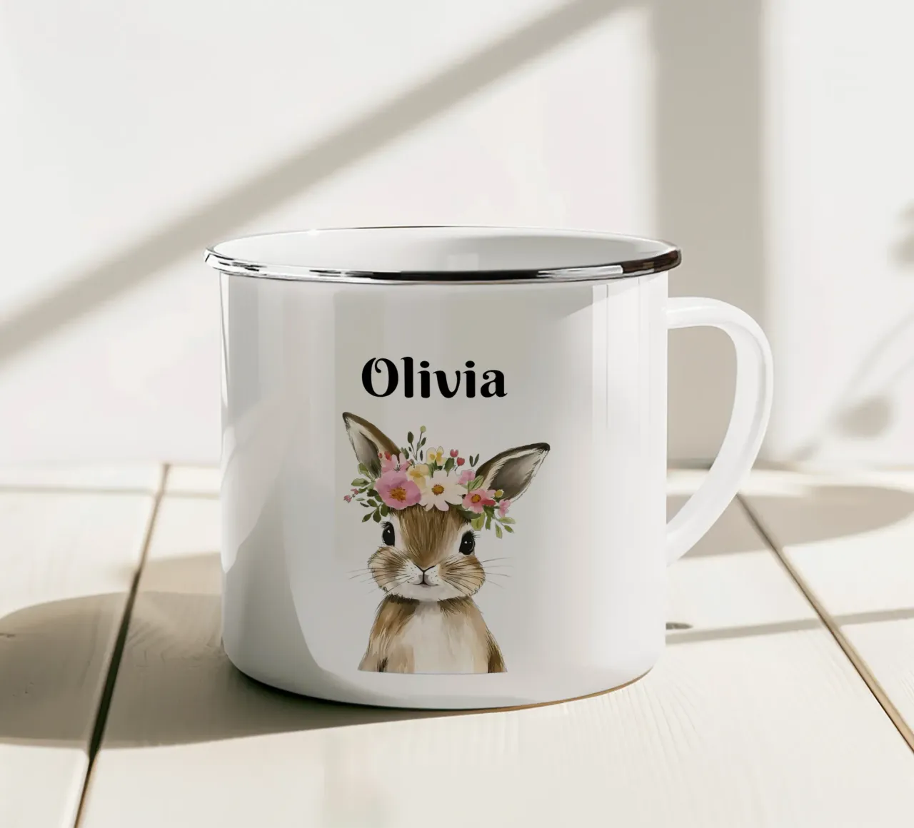Coniglietto con corona floreale tazza in smalto da IamHomeStudio