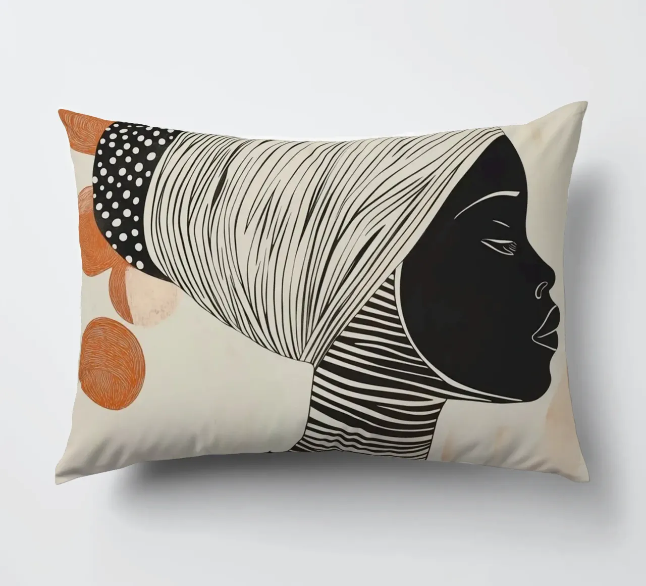Donna africana con risograph a pois cuscino da Autofocus