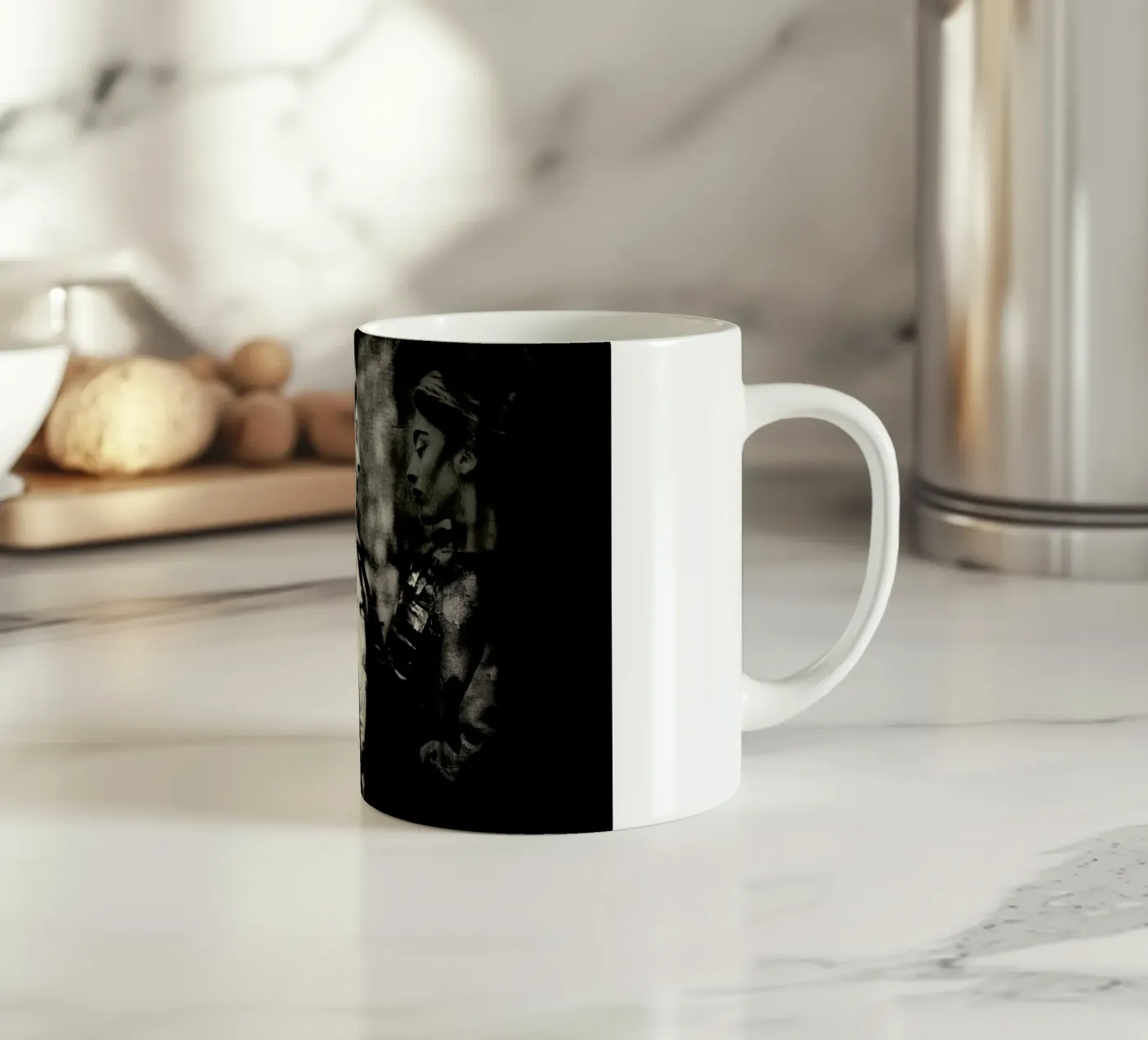 Critical ceramic mug by Sophie Etchart