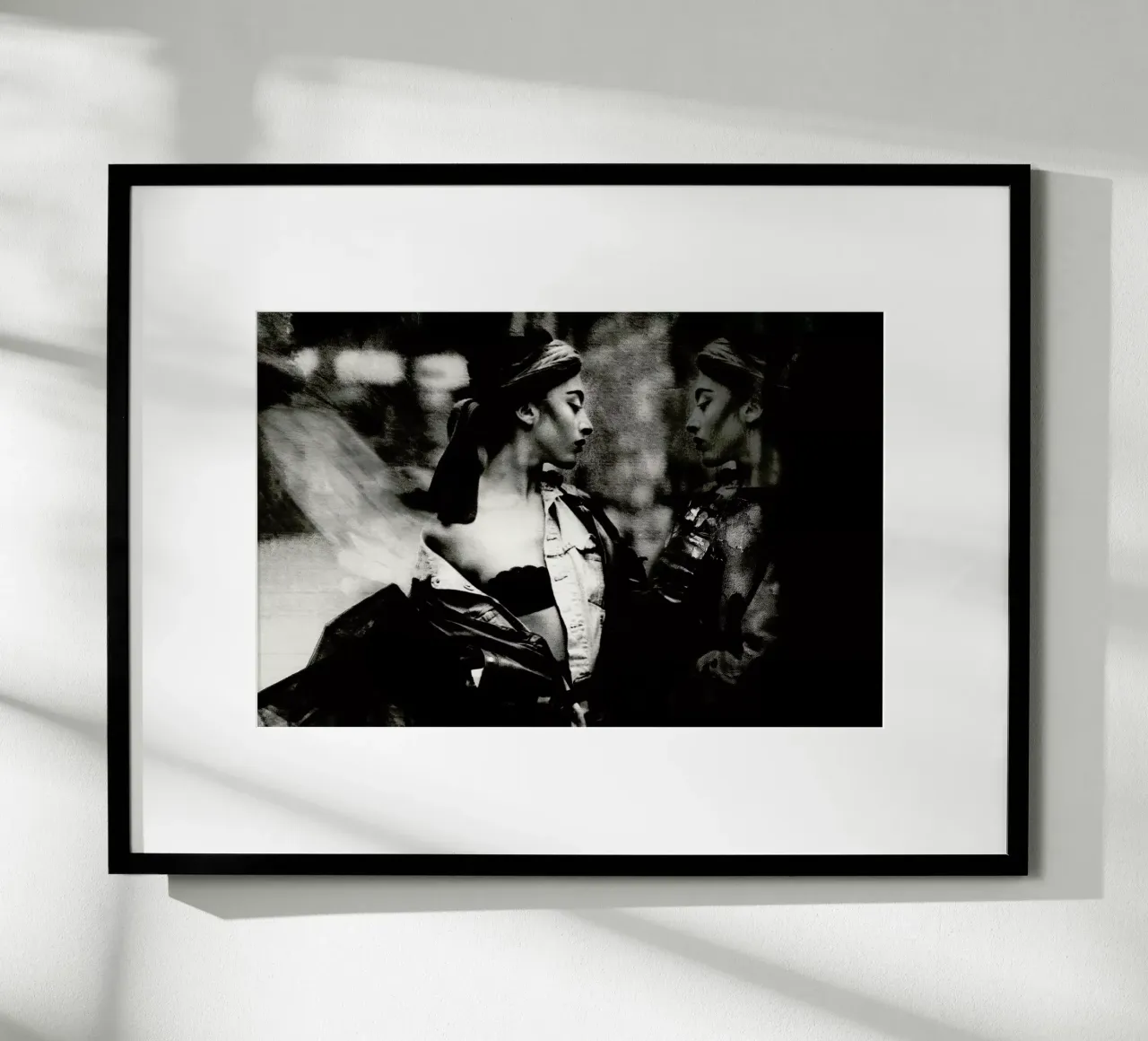 Critical poster da Sophie Etchart