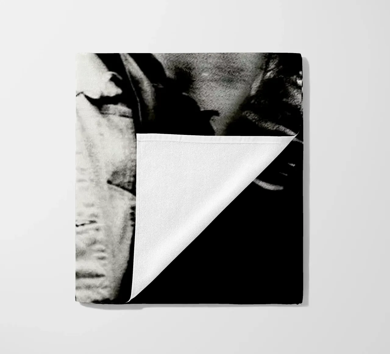 Critical telo mare da Sophie Etchart