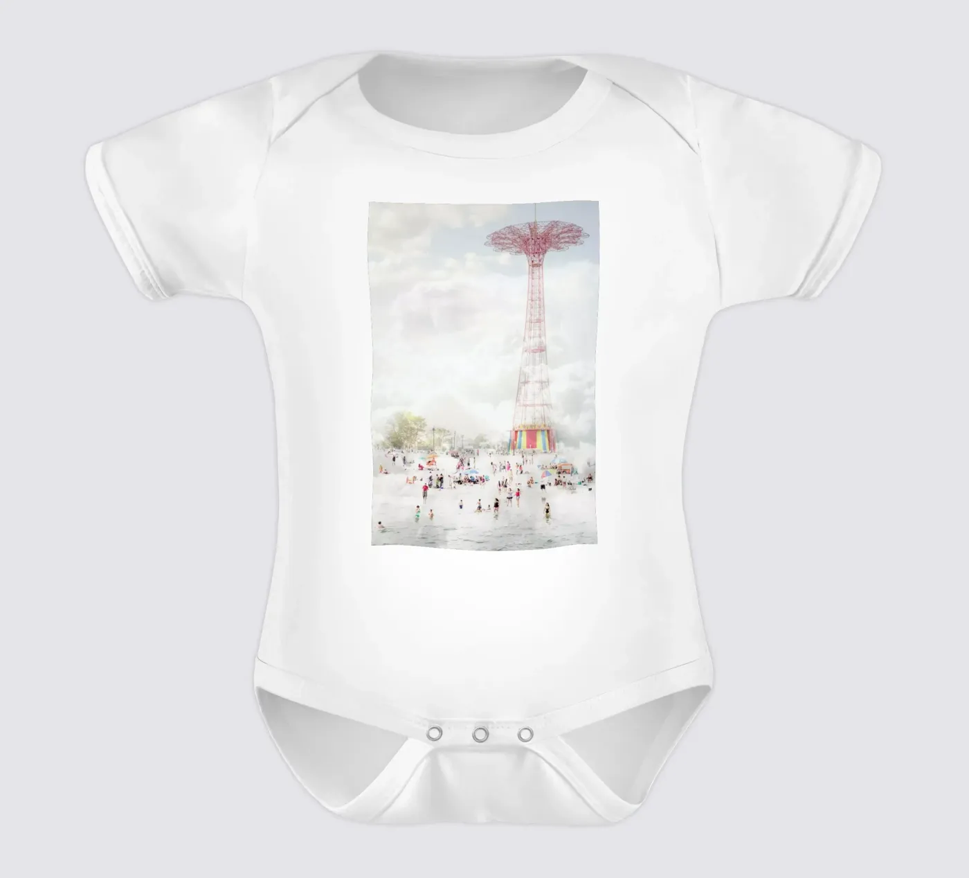 Brooklyn Eiffel Tower body bébé de Mina Teslaru