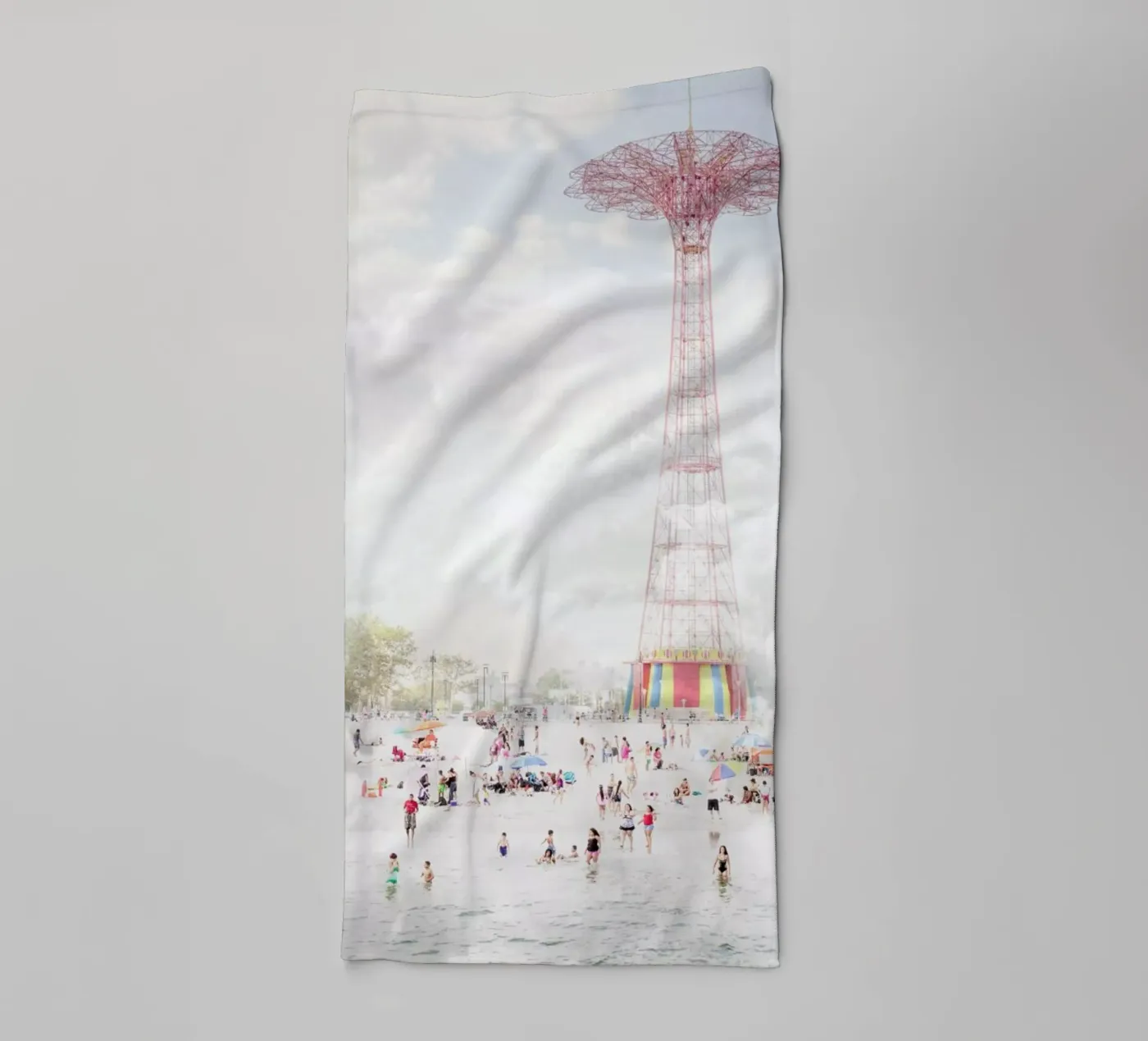 Brooklyn Eiffel Tower badhanddoek van Mina Teslaru