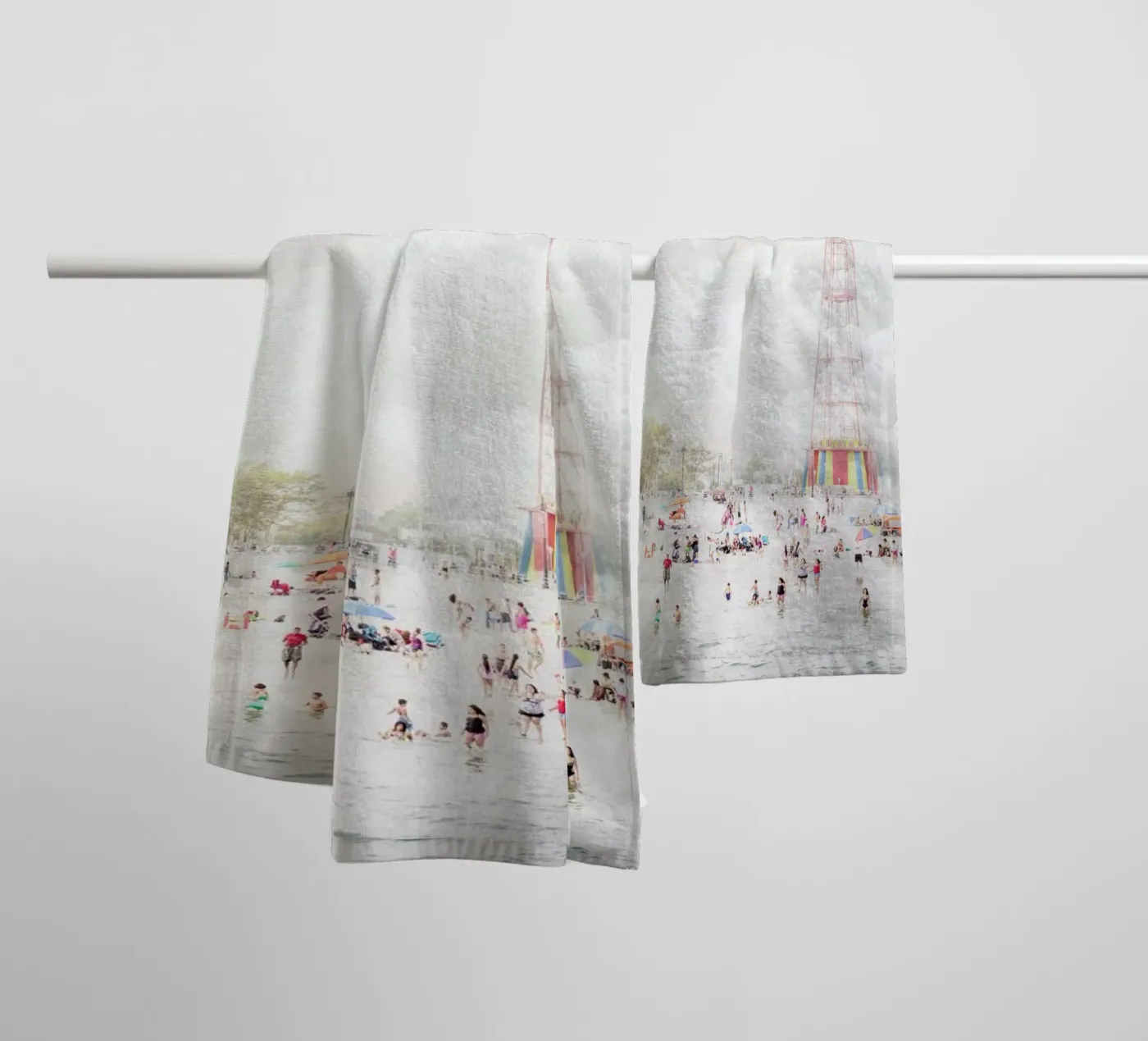 Brooklyn Eiffel Tower badhanddoek van Mina Teslaru