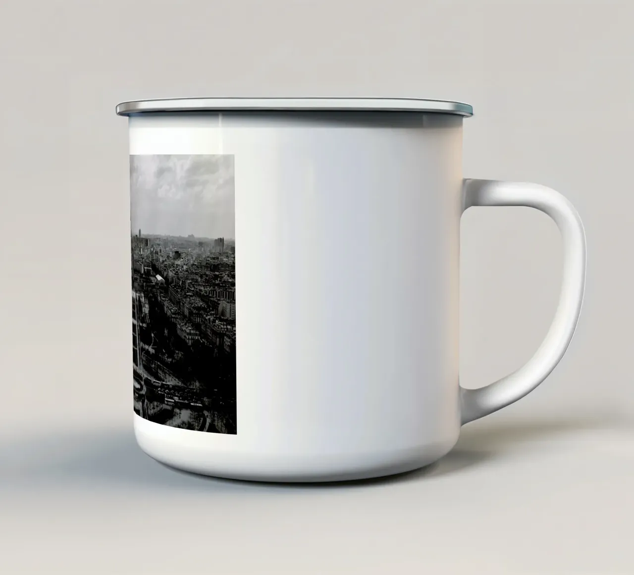 Champ De Mars Emaille Tasse von Picture On The Fridge