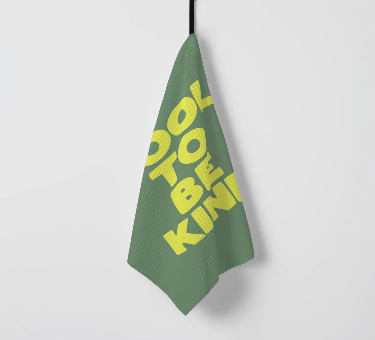 Cool to Be Kind Typografie Design en vert et jaune torchon de THE MOTIVATED TYPE