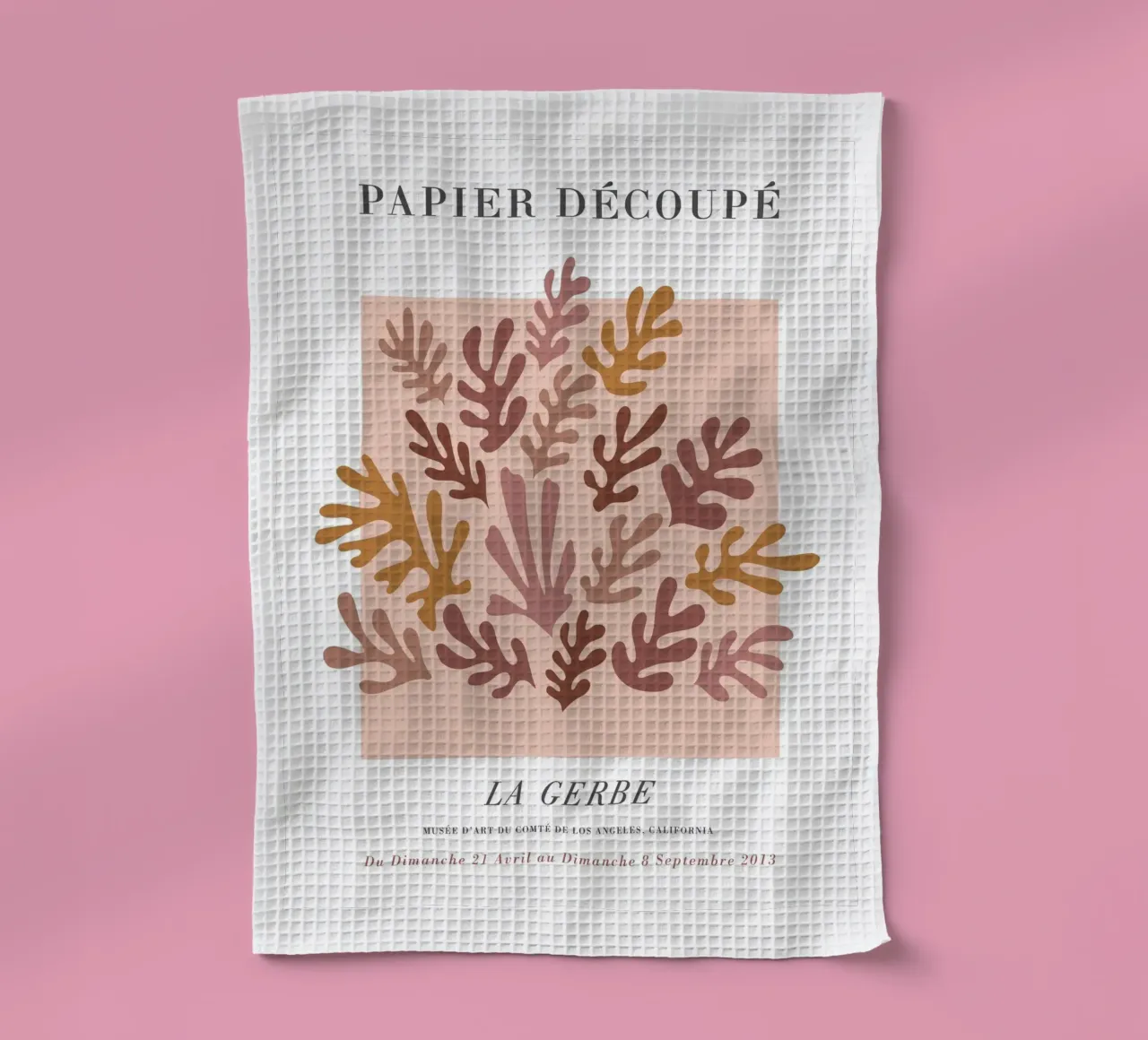 Papier Découpé - abstraction florale dans des tons doux torchon de Whole©