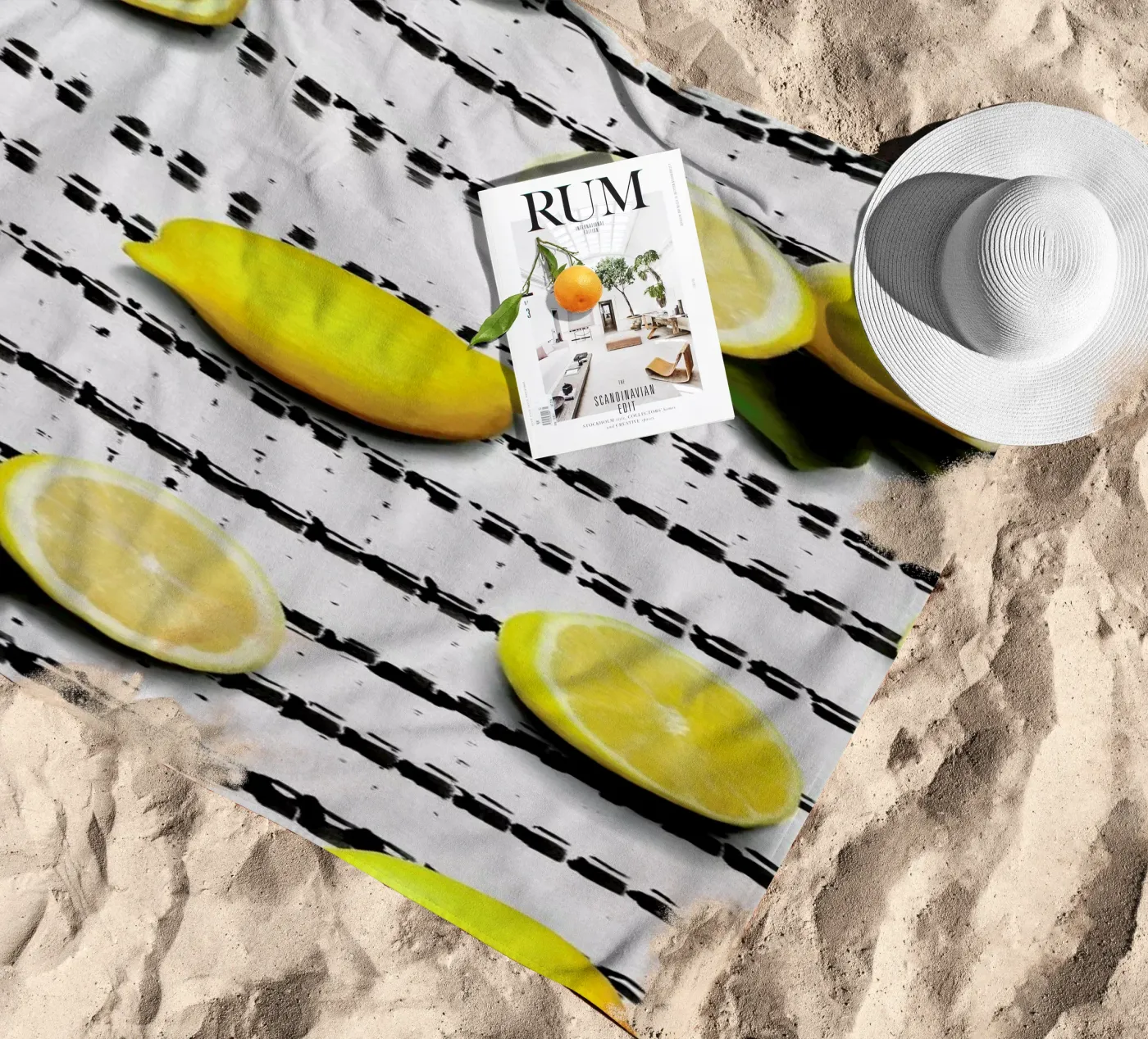 Fruit 4 strandhanddoek van STUDIO LEEMO