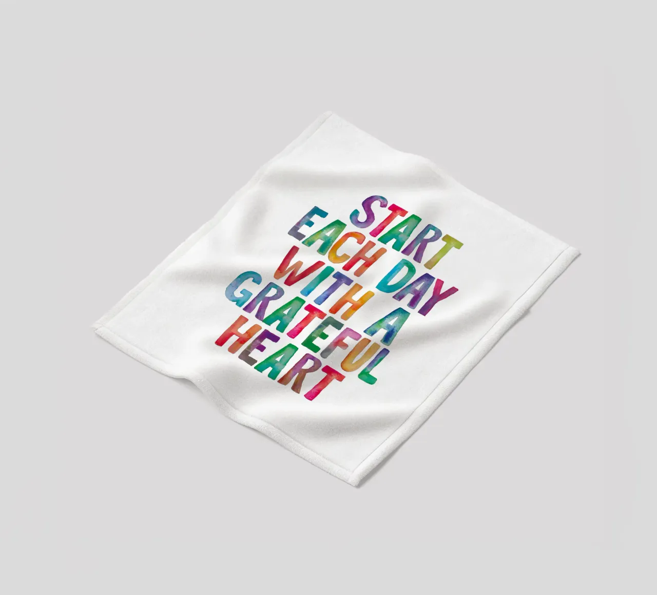 Start Each Day With a Grateful Heart Regenbogen Typografie fleece blanket by THE MOTIVATED TYPE