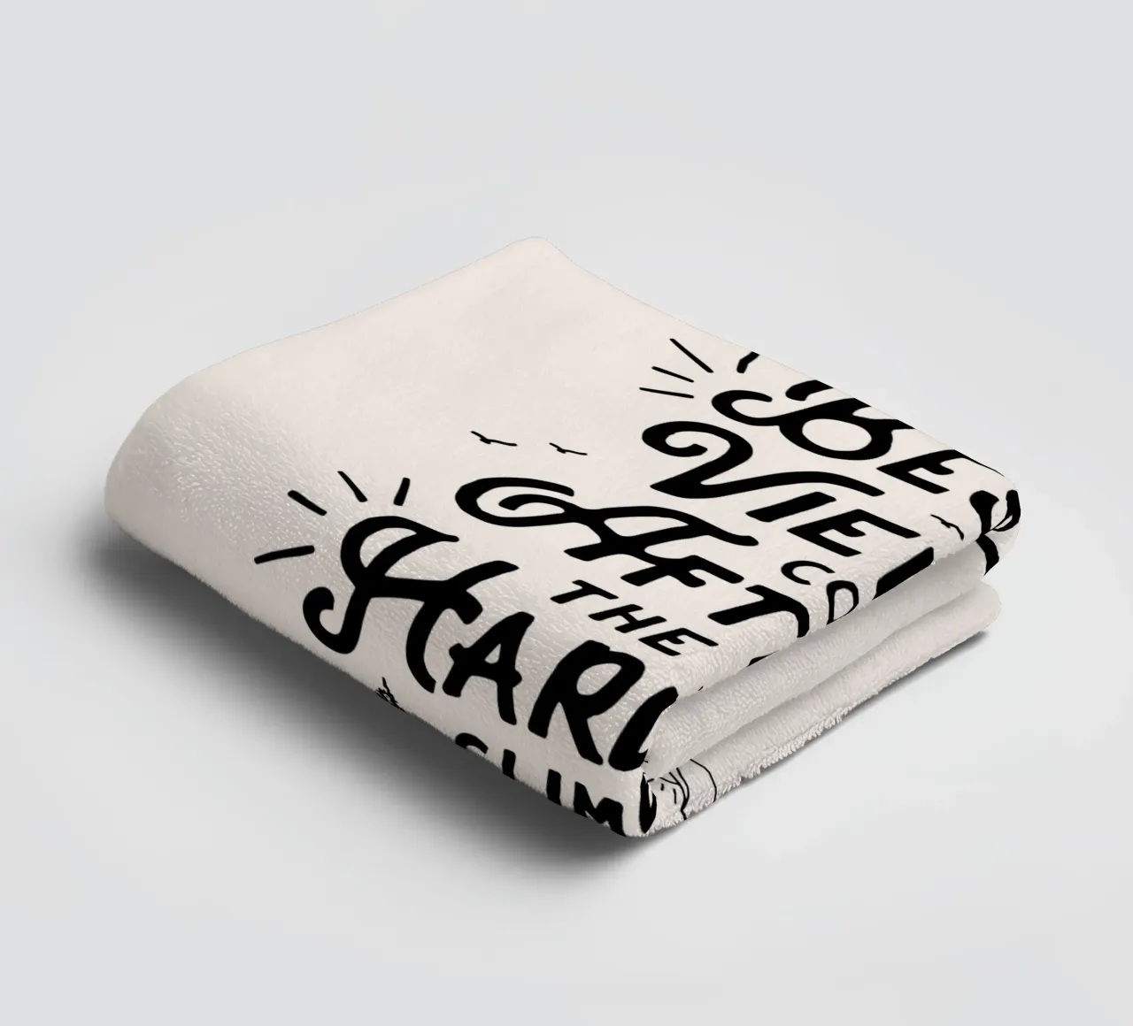 Die besten Aussichten kommen nach dem schwersten Aufstieg Typografie Handtuch von THE MOTIVATED TYPE