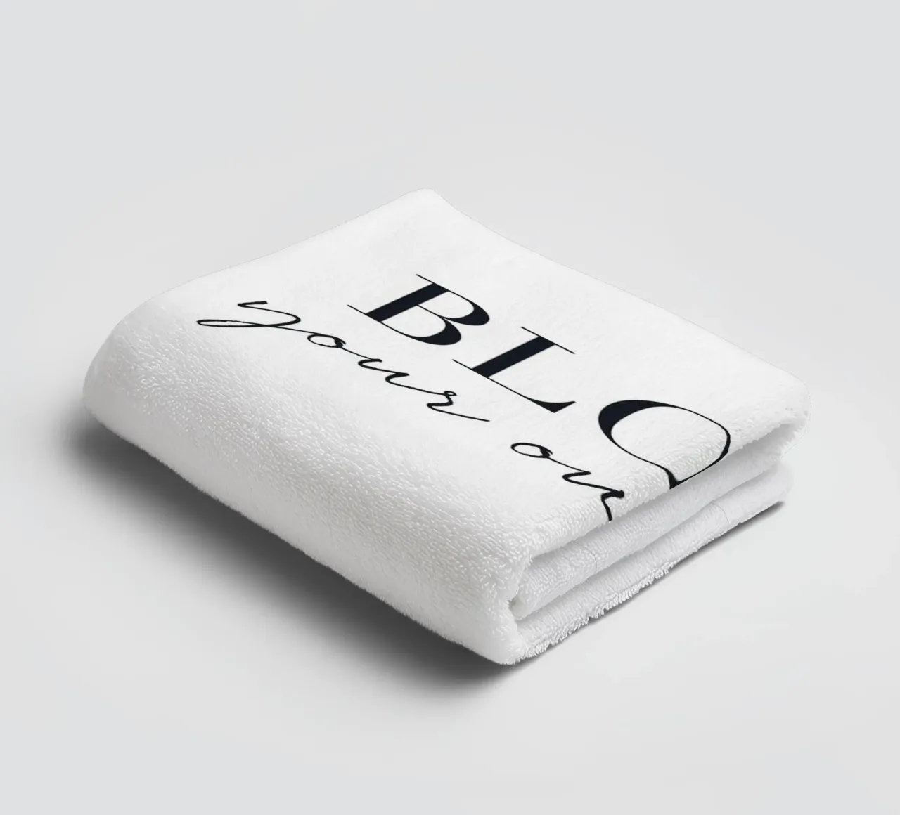 Bloom Your Way – Minimalistisches Typografie-Design Handtuch von Whole©