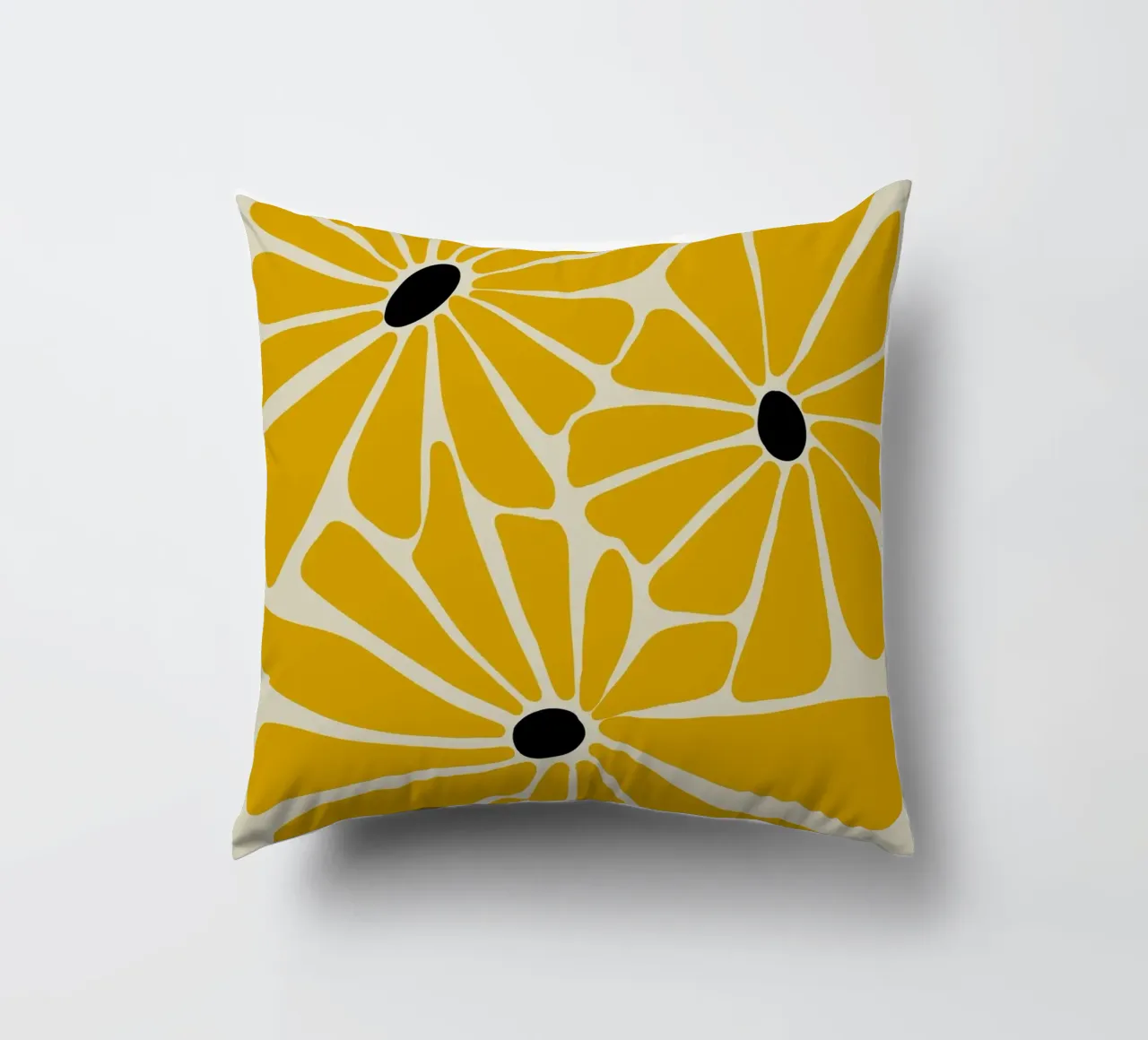 Yellow petals coussin de LisaArtes