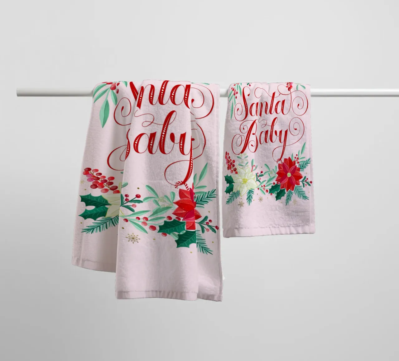 Père Noël bébé. Joyeux Noël. serviette de bain de CalliLetters