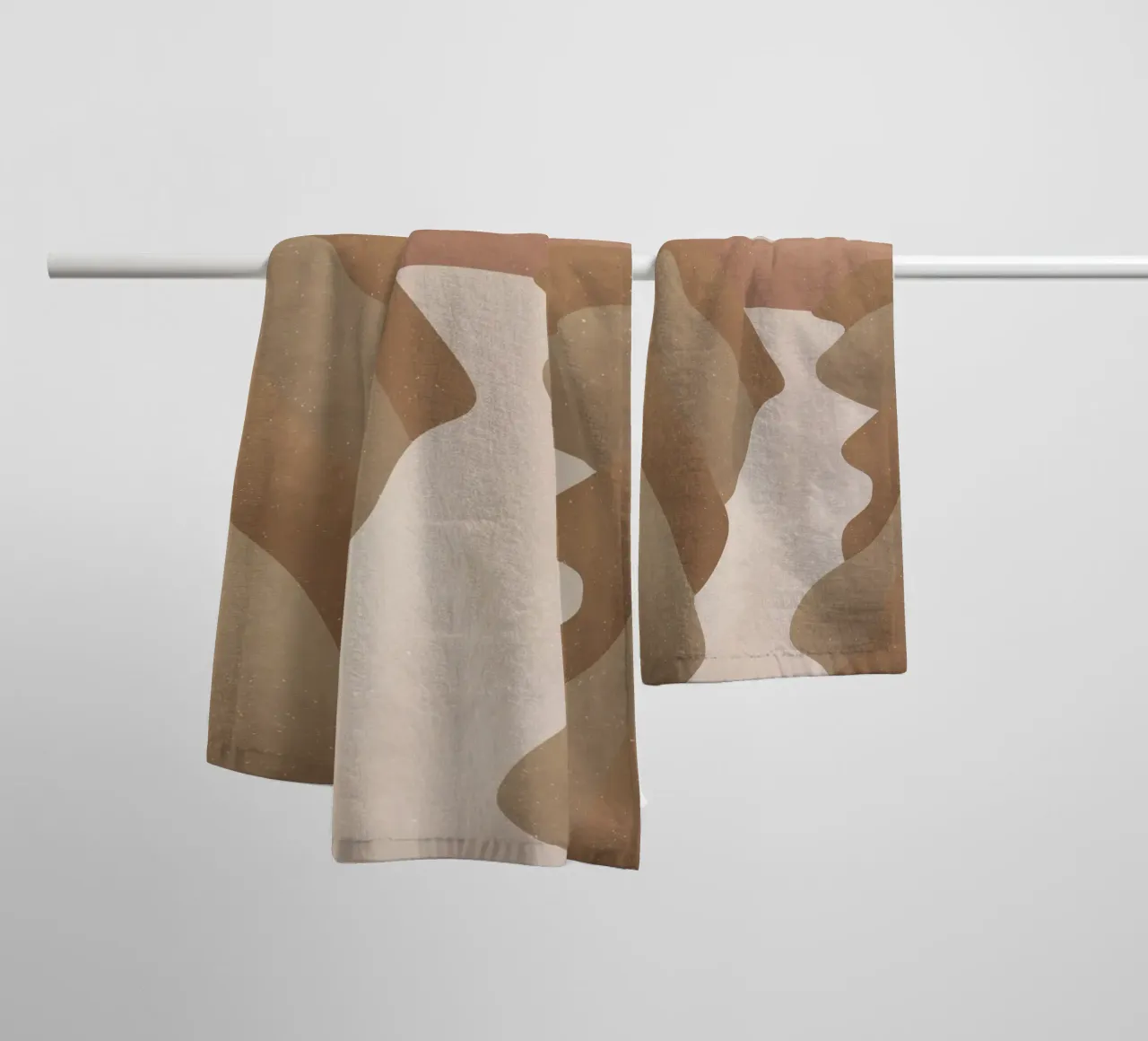 Abstract woestijnlandschap in aardetinten - Minimalistisch badhanddoek van Whole©