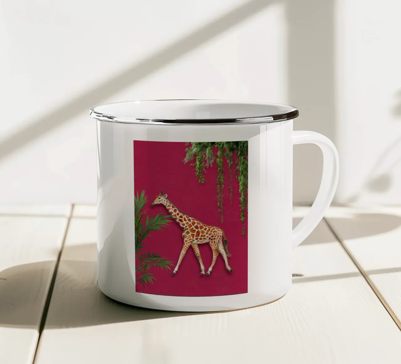 Gigante gentile in rosa tazza in smalto da DesignArt