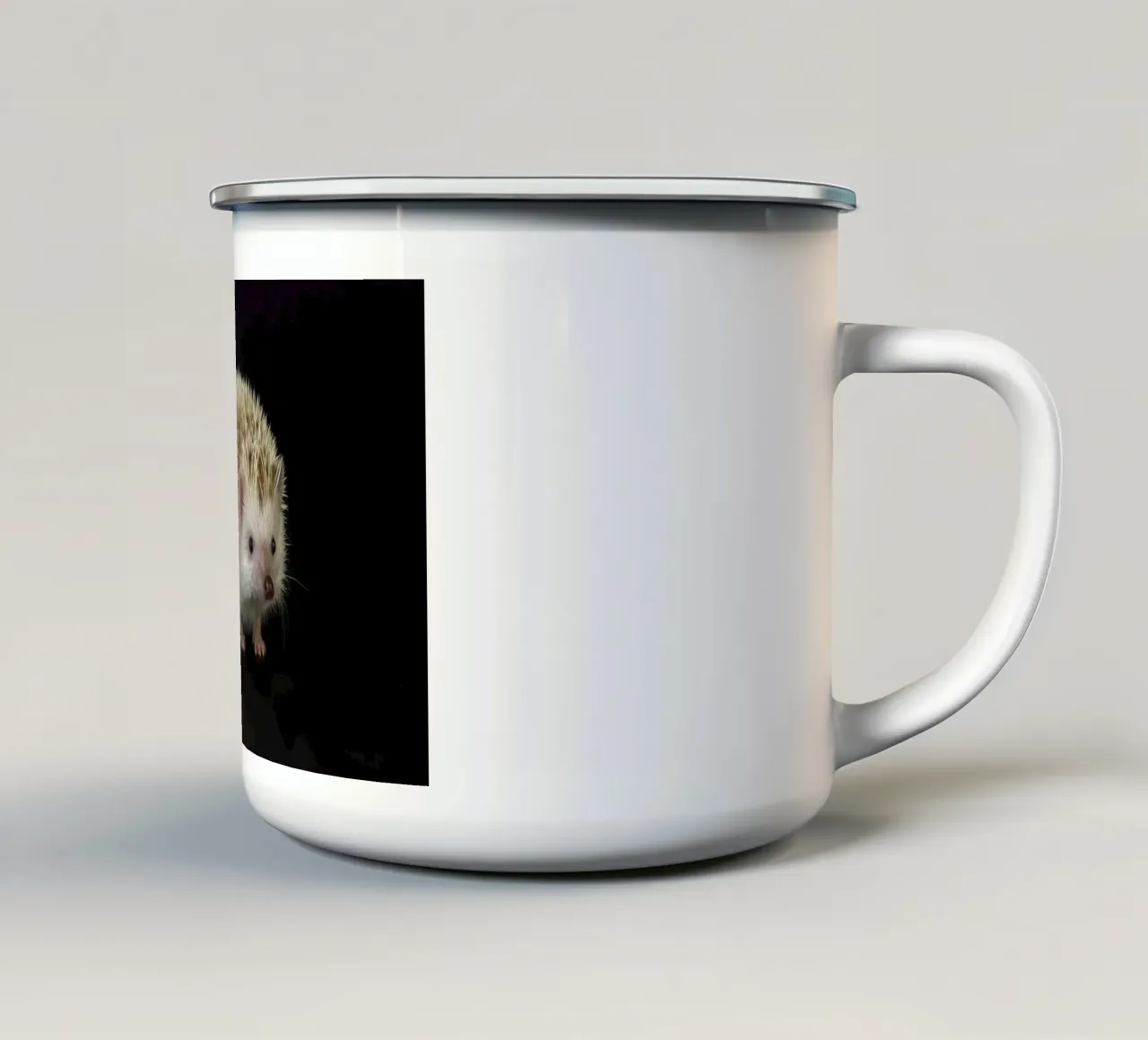 Riccio bianco tazza in smalto da Curious Collections by Marielle Leenders