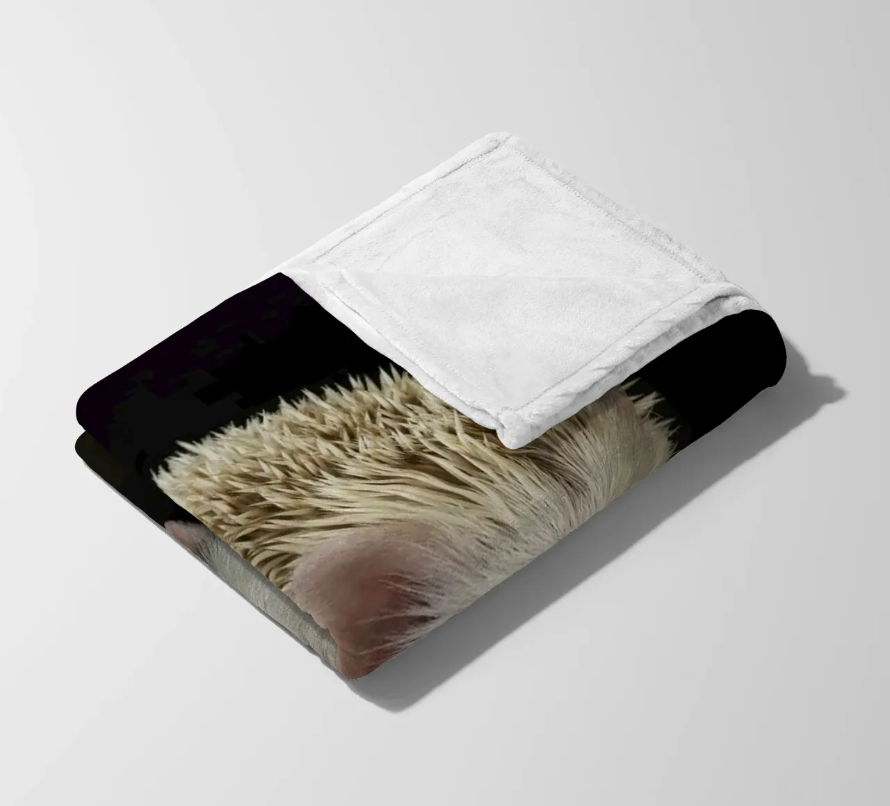 Riccio bianco coperta in pile da Curious Collections by Marielle Leenders