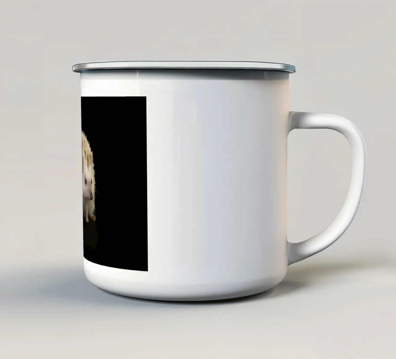 Riccio bianco tazza in smalto da Curious Collections by Marielle Leenders