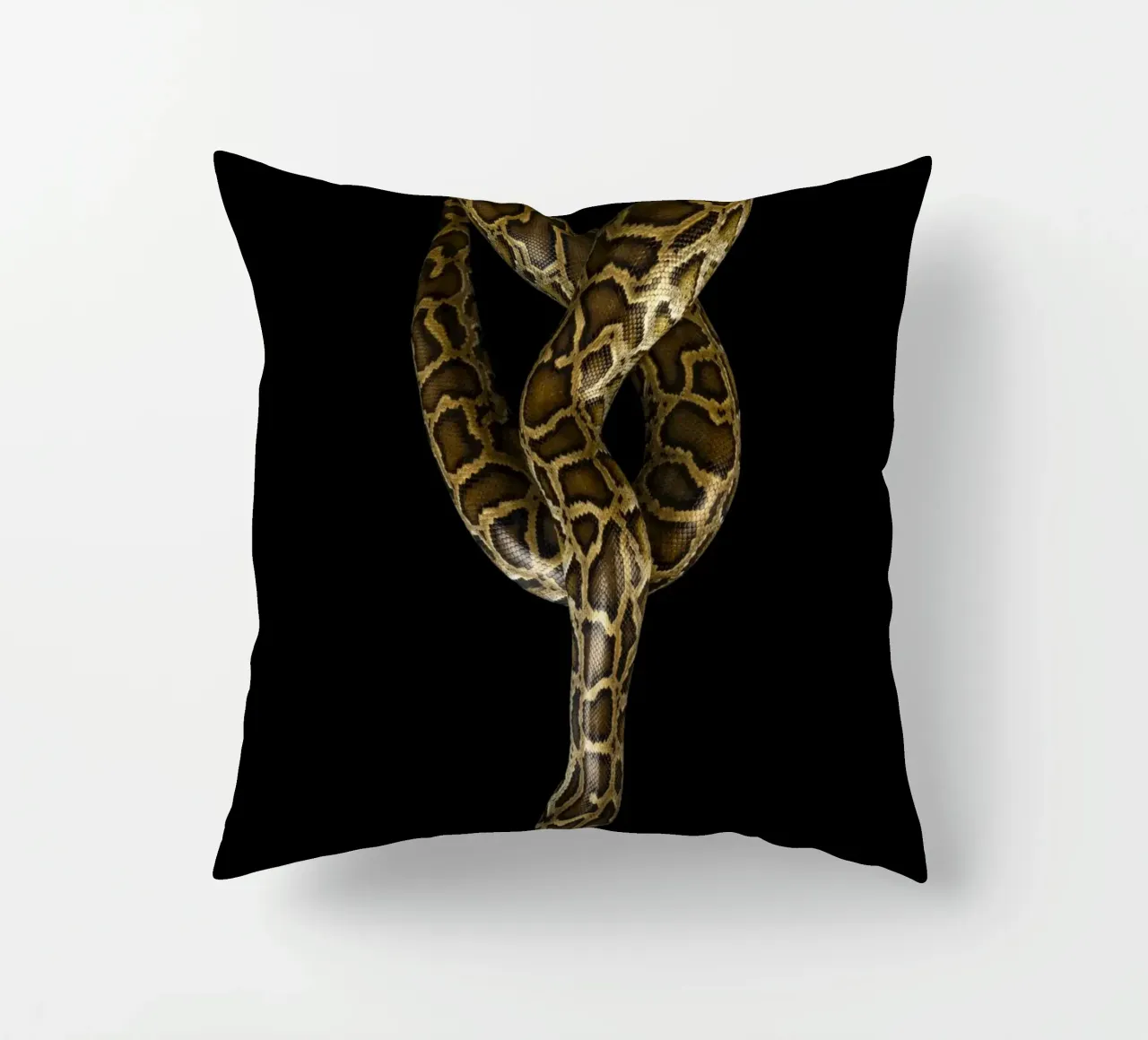 Pitone cuscino da Curious Collections by Marielle Leenders
