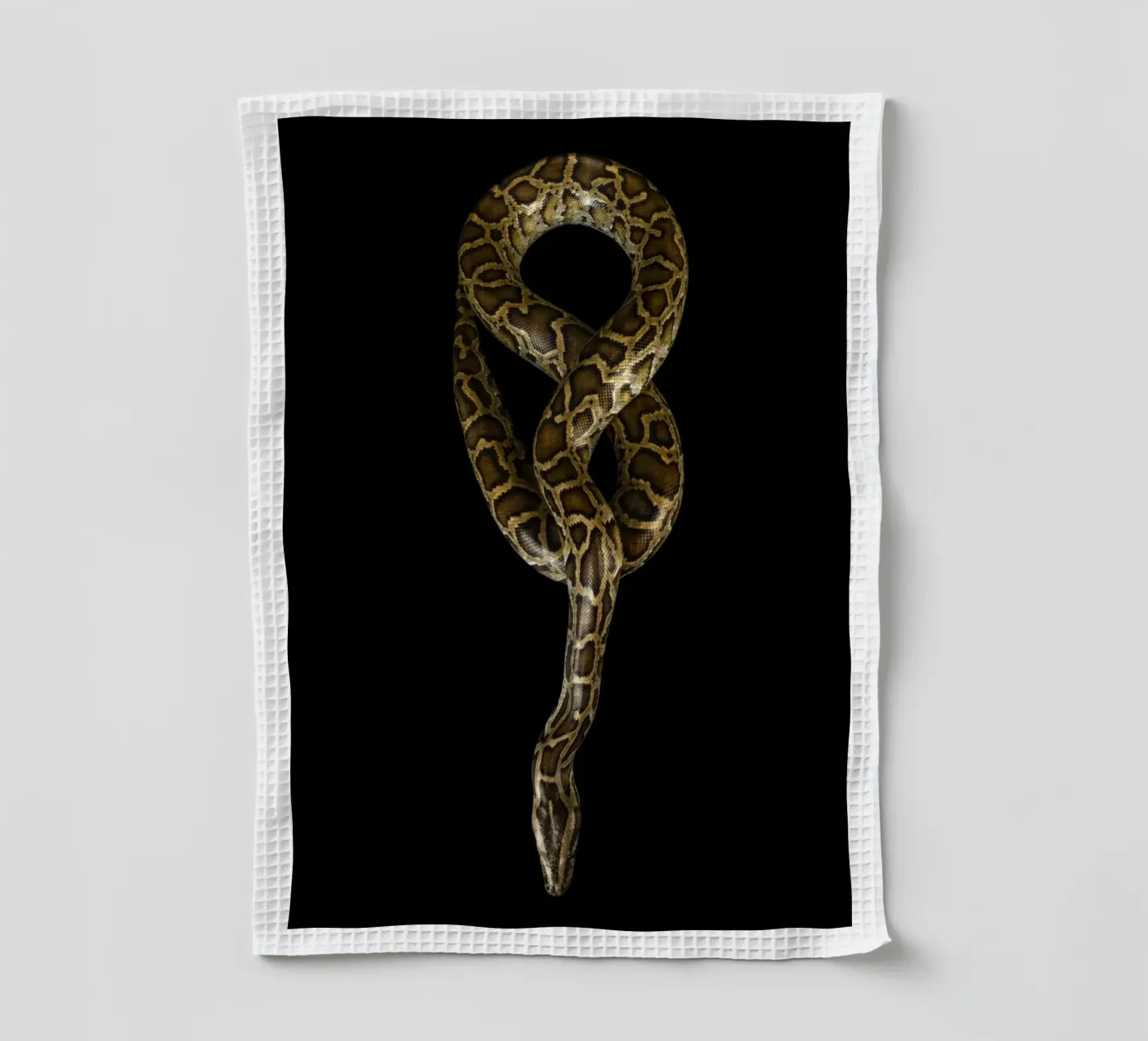 Python Geschirrtuch von Curious Collections by Marielle Leenders