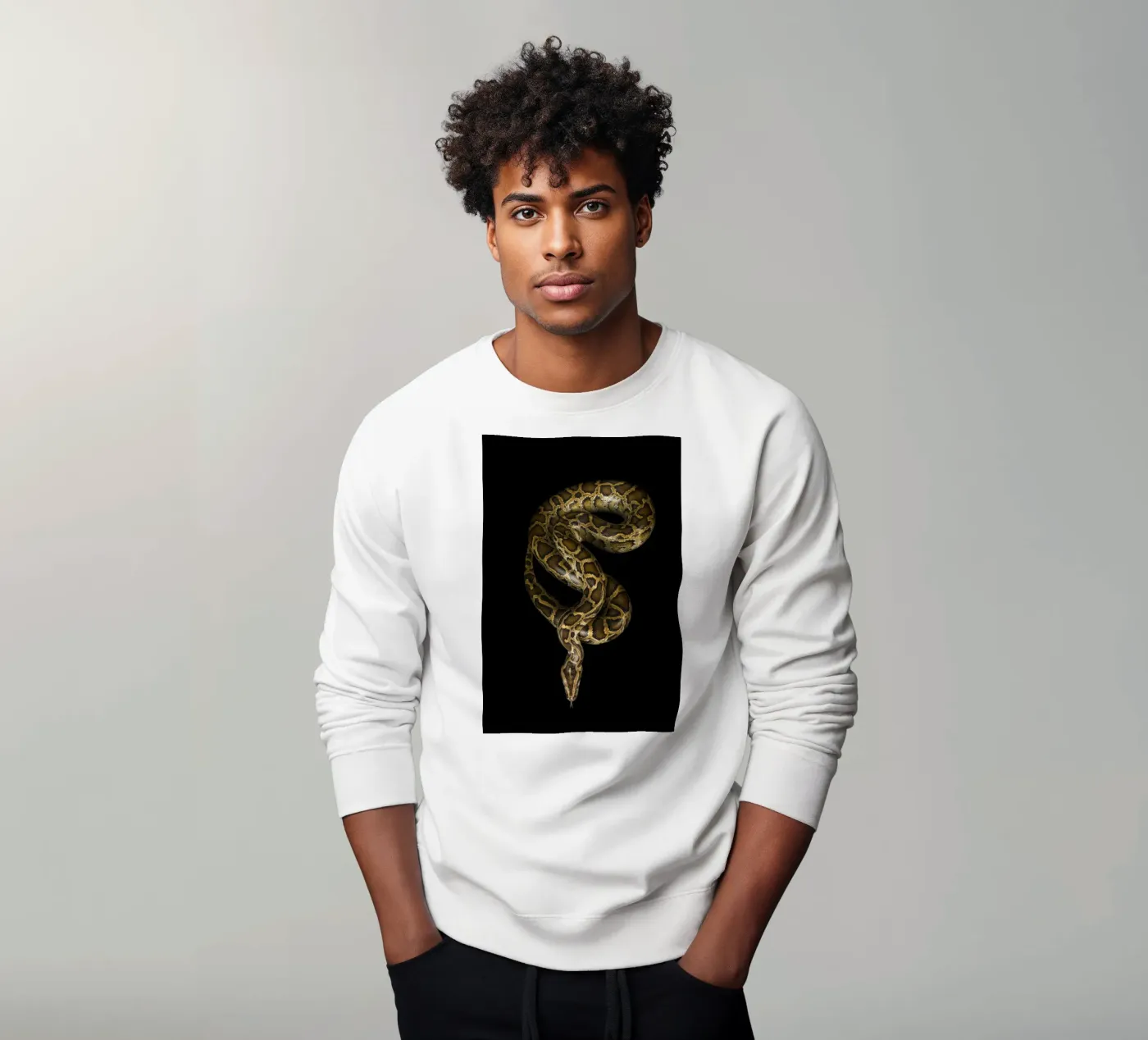 Python sweatshirt van Curious Collections by Marielle Leenders