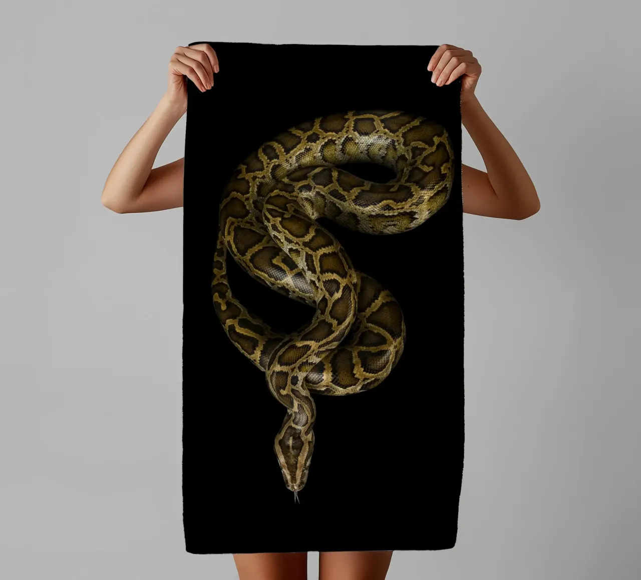 Python badhanddoek van Curious Collections by Marielle Leenders