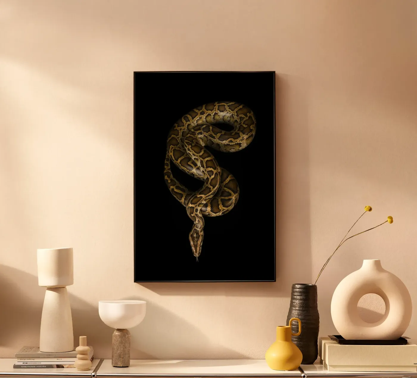 Python acryl van Curious Collections by Marielle Leenders