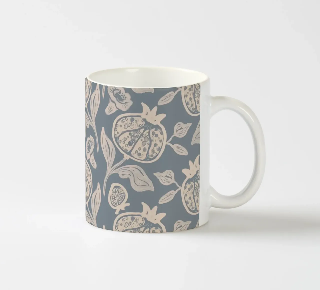 Pomegranates Botanical Fruits - Dusty Blue tazza in ceramica da anisillustration